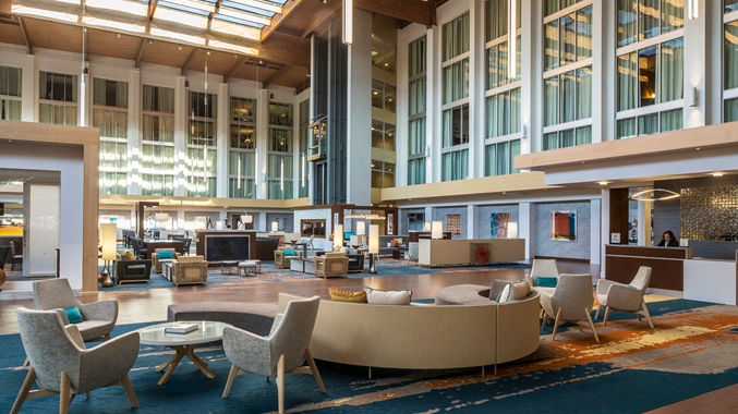 DT_lobbyatrium_7_677x380_FitToBoxSmallDimension_Center.jpg