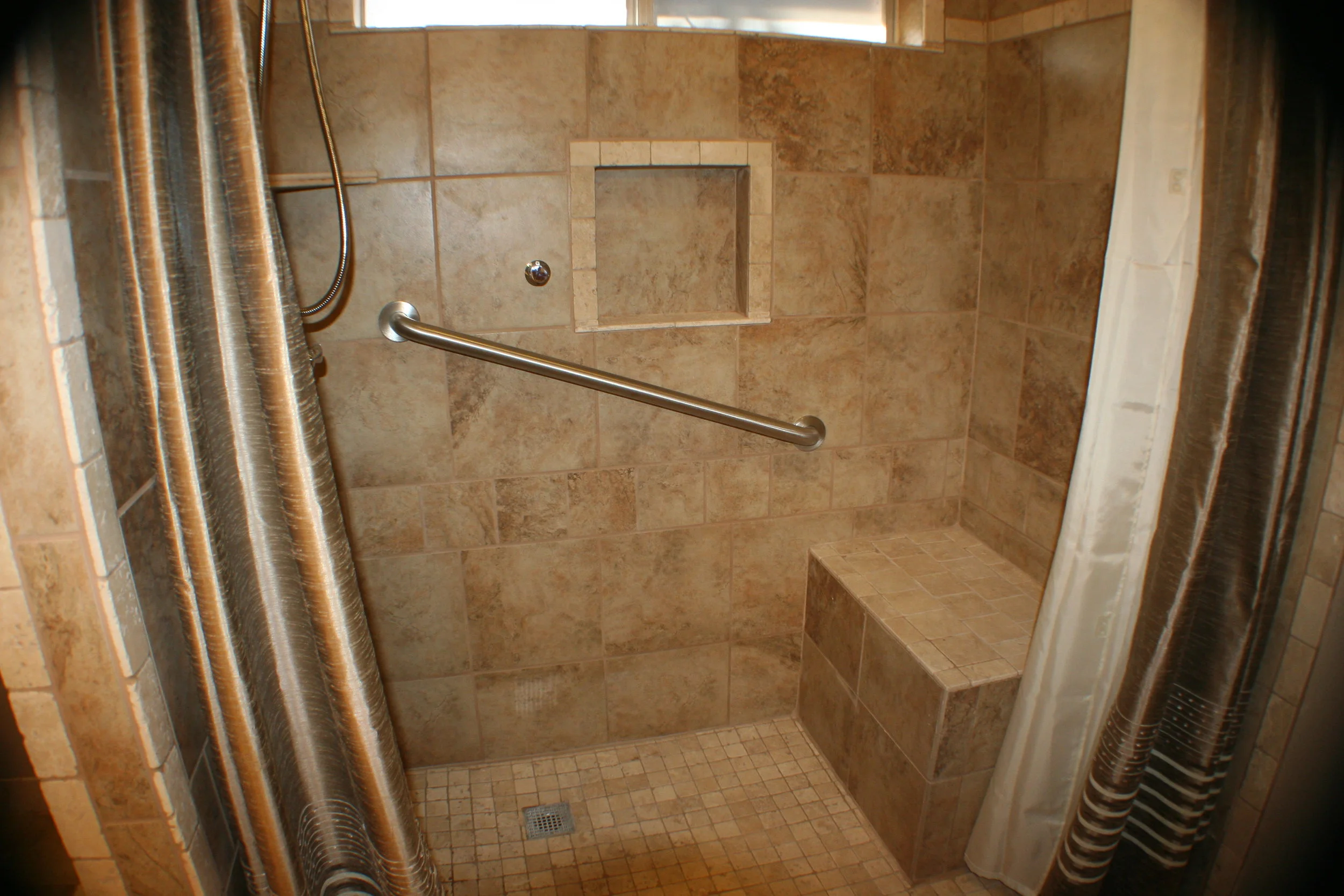 T2ROLL BUTTS 013.JPG