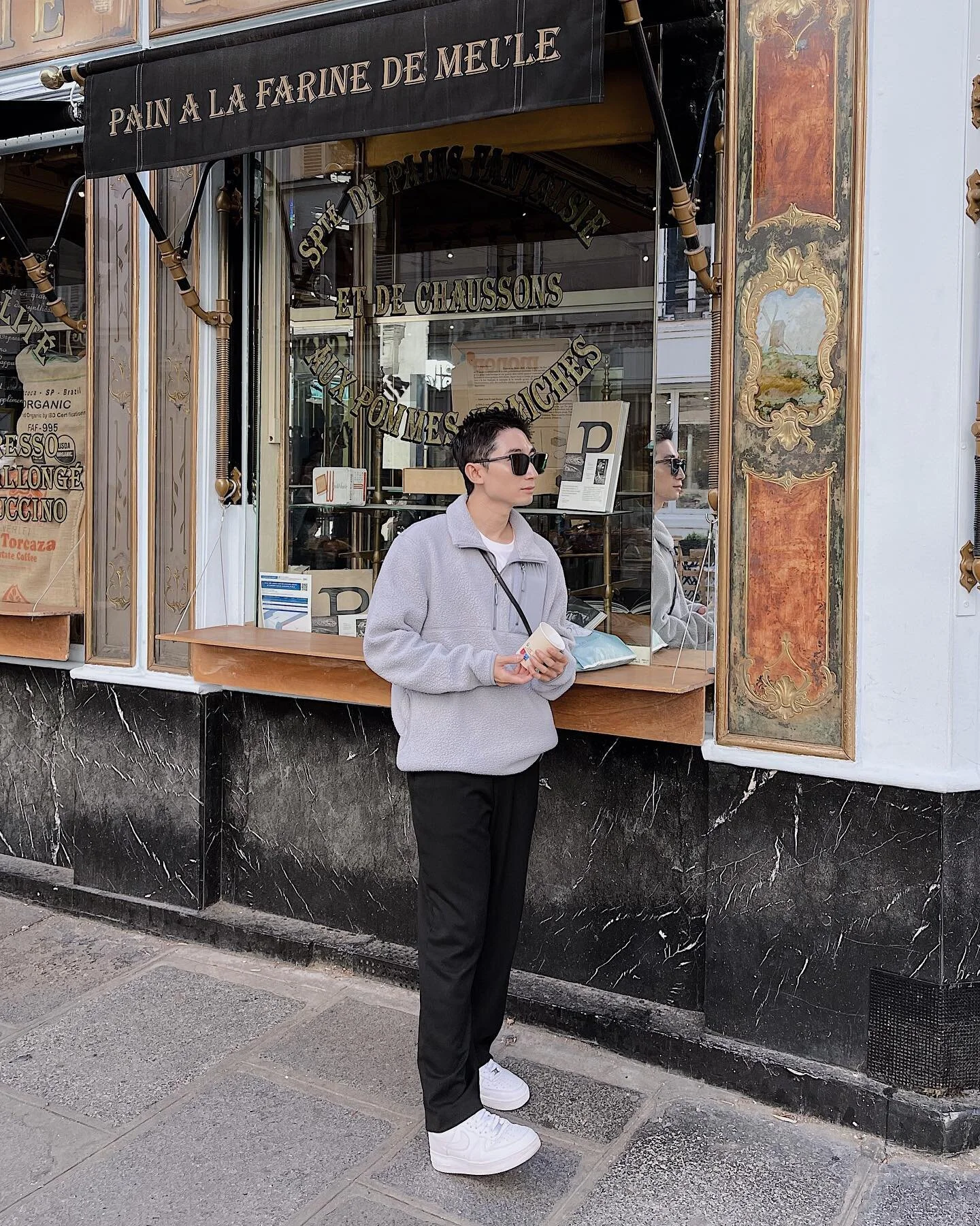 🥐 ☕️ and a tourist shot in Paris
Paris, 10.22