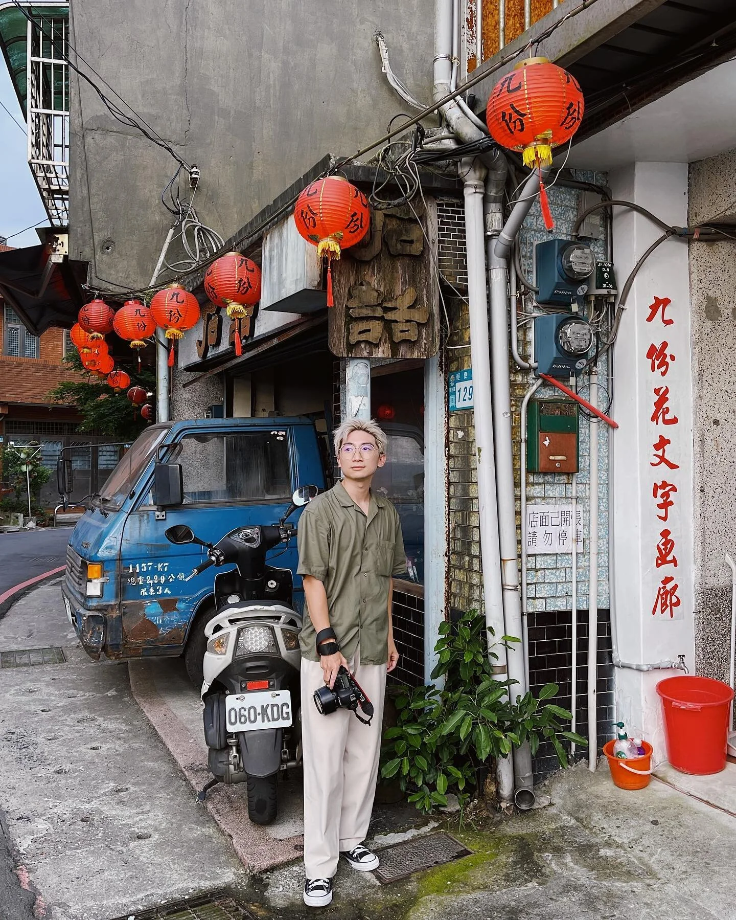 Such a unique mixture of modern and classic, of simplicity and variety. 
Taipei, 05.23