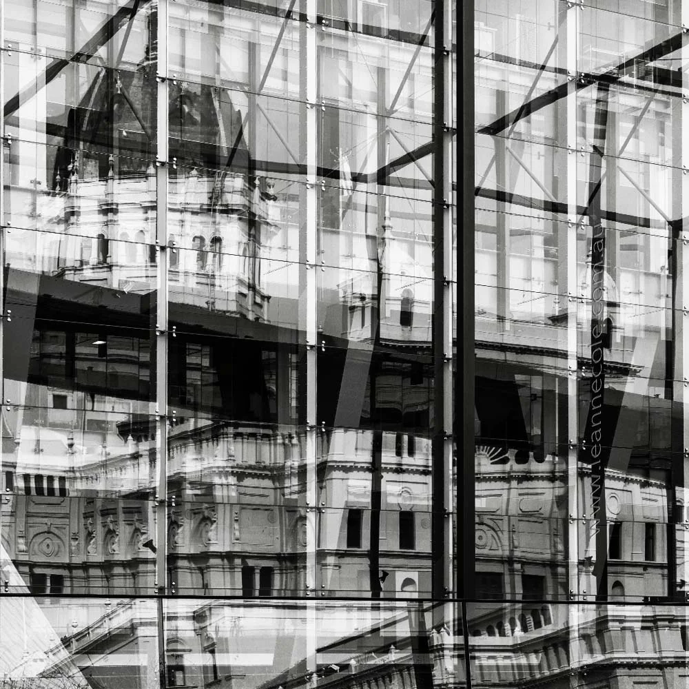 Leanne-Cole-glass-abstract-1