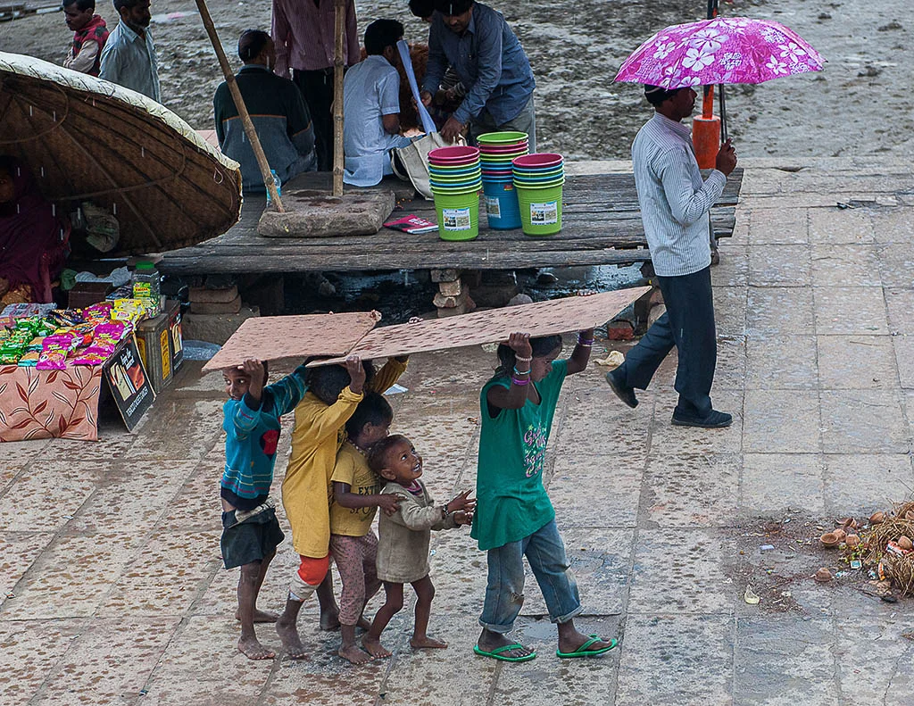 Mike Reed - Umbrellas Of Varanasi