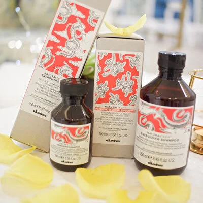 NATURALTECHENERGIZING Shampoo- It gently cleanses the hair giving it a sensation of energy, vigor and wellbeing to the scalp.It gives a balancing effect to the scalp and a moisturizing action to the hair.ENERGIZING Gel- It gives strength and body to…