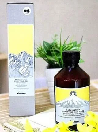 NATURALTECHPURIFYING Shampoo- Shampoo for scalps with dry or greasy dandruff. Clarifying and detoxifying, Purifying Shampoo fights microbial attacks and dandruff, establishing a healthy environment for hair growth.PURIFYING Gel- For purifying dandru…