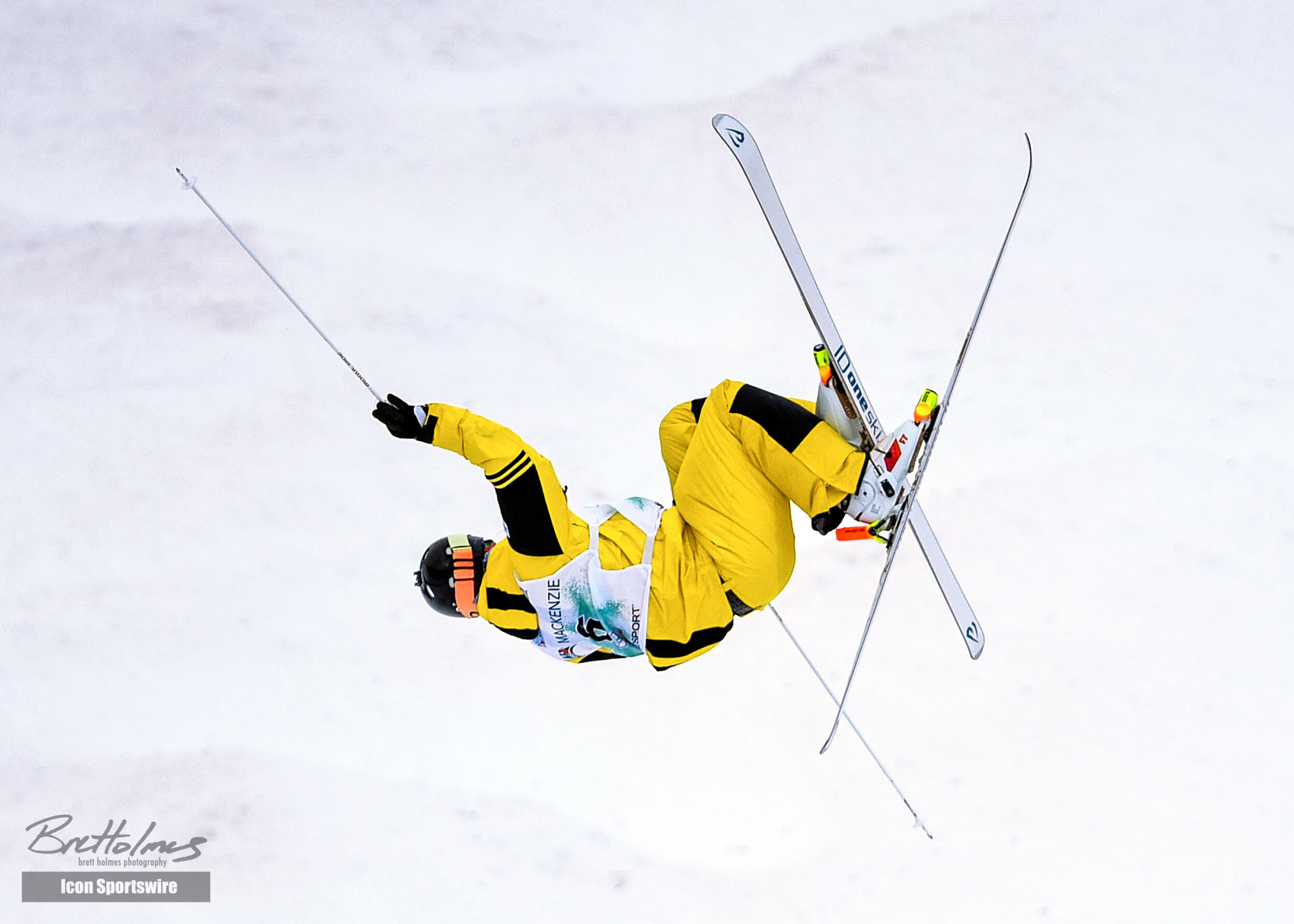 Brett_Holmes_photographer_FIS_Moguls_freestyle_ski_Dmitriy_Reikherd.JPG