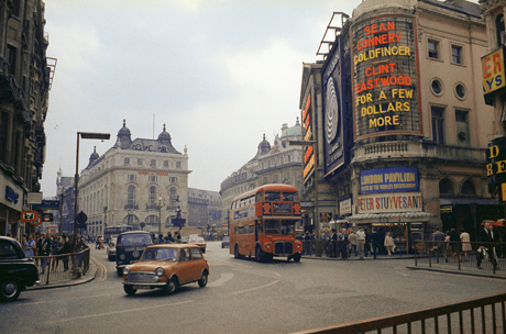 1971-Piccadilly-Circus-II-.jpg