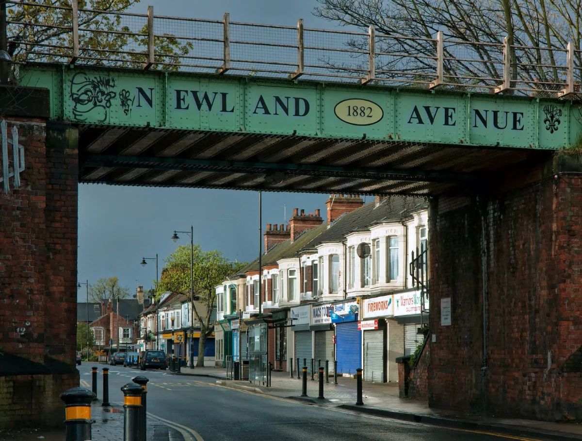 Newland Avenue Hull.jpg