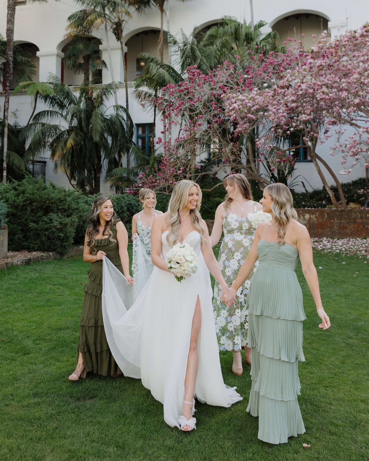 We kicked off this season with the most beautiful, intimate wedding celebration for K + D. 🤍

It&rsquo;s hard to put into words how intentional + sweet this day was, so instead, I&rsquo;ll just leave these few sneak peeks here so you can gush over t