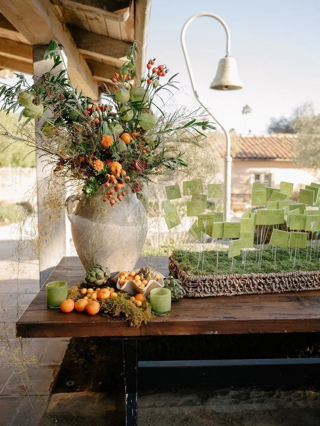 Kicking off the new year with some dinner details to die for!!!! ❤️&zwj;🔥

@kbeventssb 
@sharonko_photo 
@wildwestflorals 
@thetentmerchant 
@groypresents 
@bellavistadesigns 
@sbhistoricalmuseum 
@carlylesalon 
@craftedcocktailssb 
@fieldtotableeve