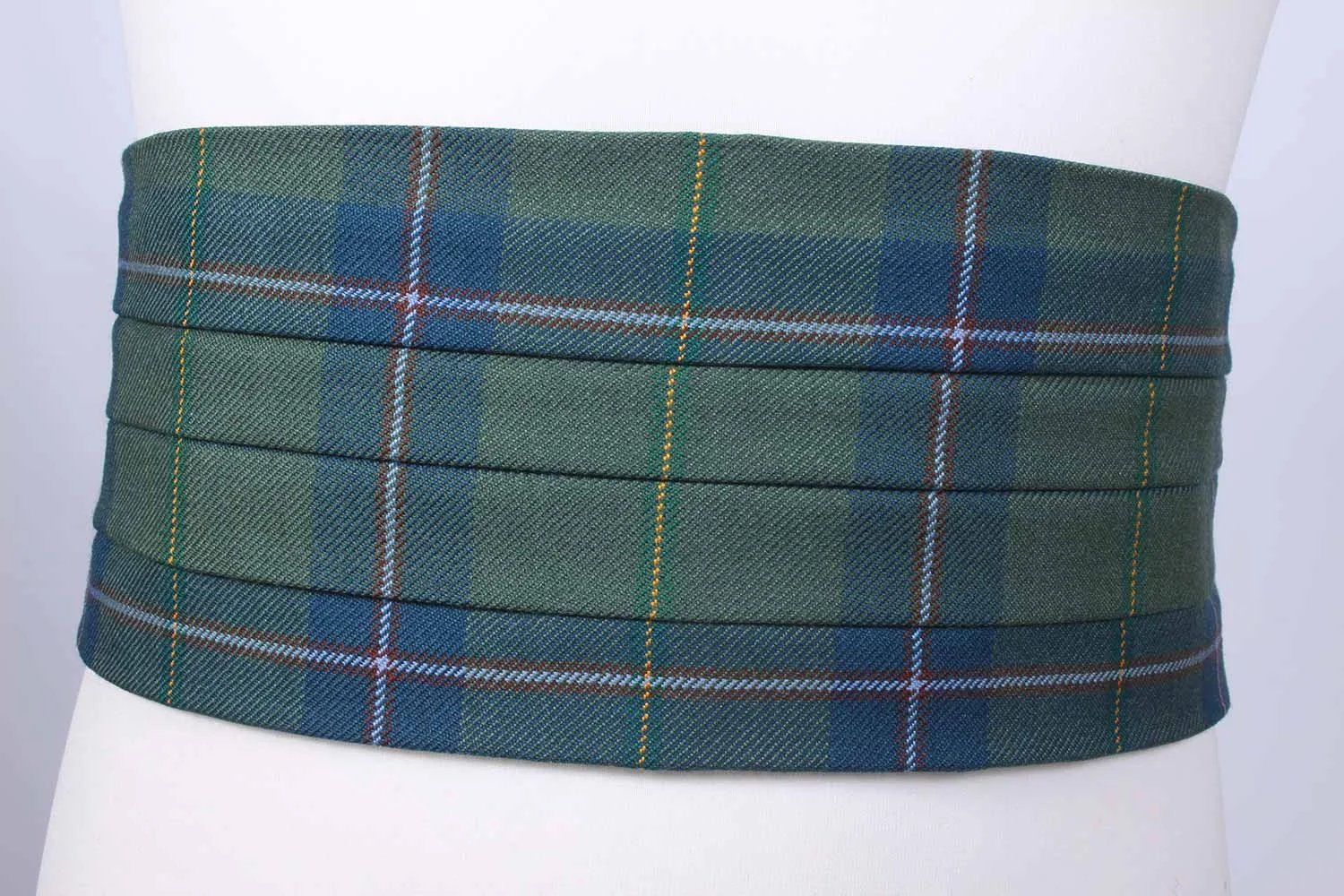 cummerbund_close.jpg