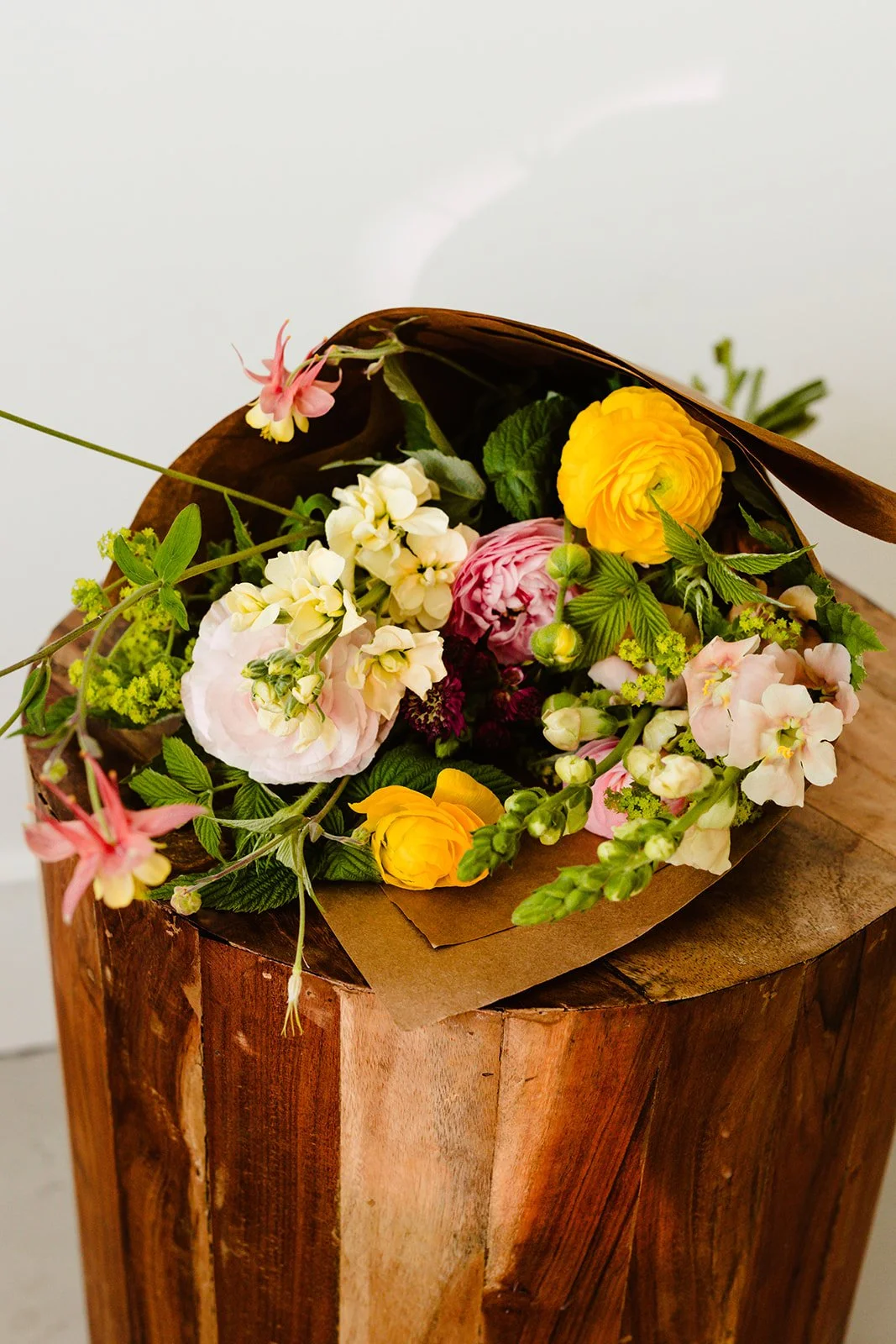 Turnstone_Farm_Retail_Bouquet_Ranunculus_Columbine.jpg