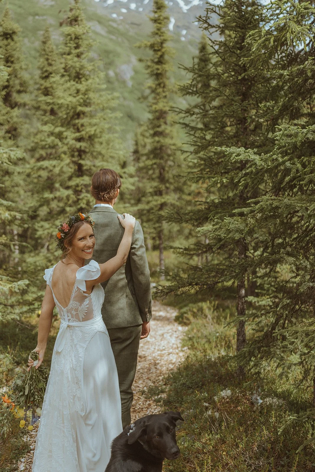 BareBonesPhotoCo-CC-first-look-in-at-tern-lake.jpg