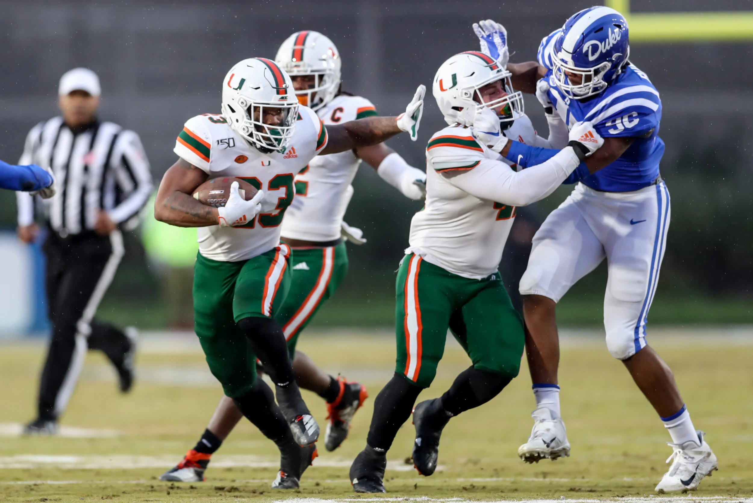 DMB19113021_duke_vs_um.JPG