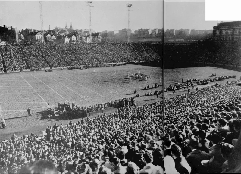 28–30,000 fans pile into Nippert Stadium on Thanksgiving Day, 1946 (UC Libraries)