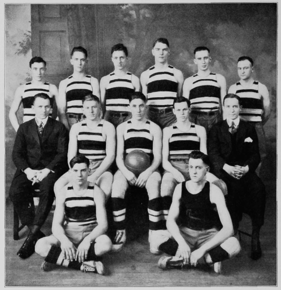  Ion Cortright (middle left) and the 1916-17 Bearcats 