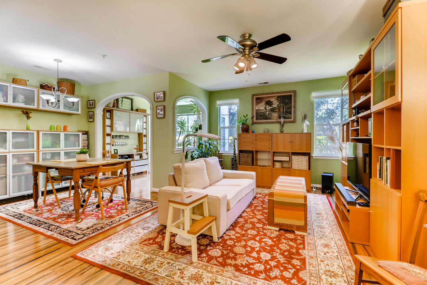 9664 Devedente Drive Owings-large-035-30-Living Room-1500x1000-72dpi.jpg