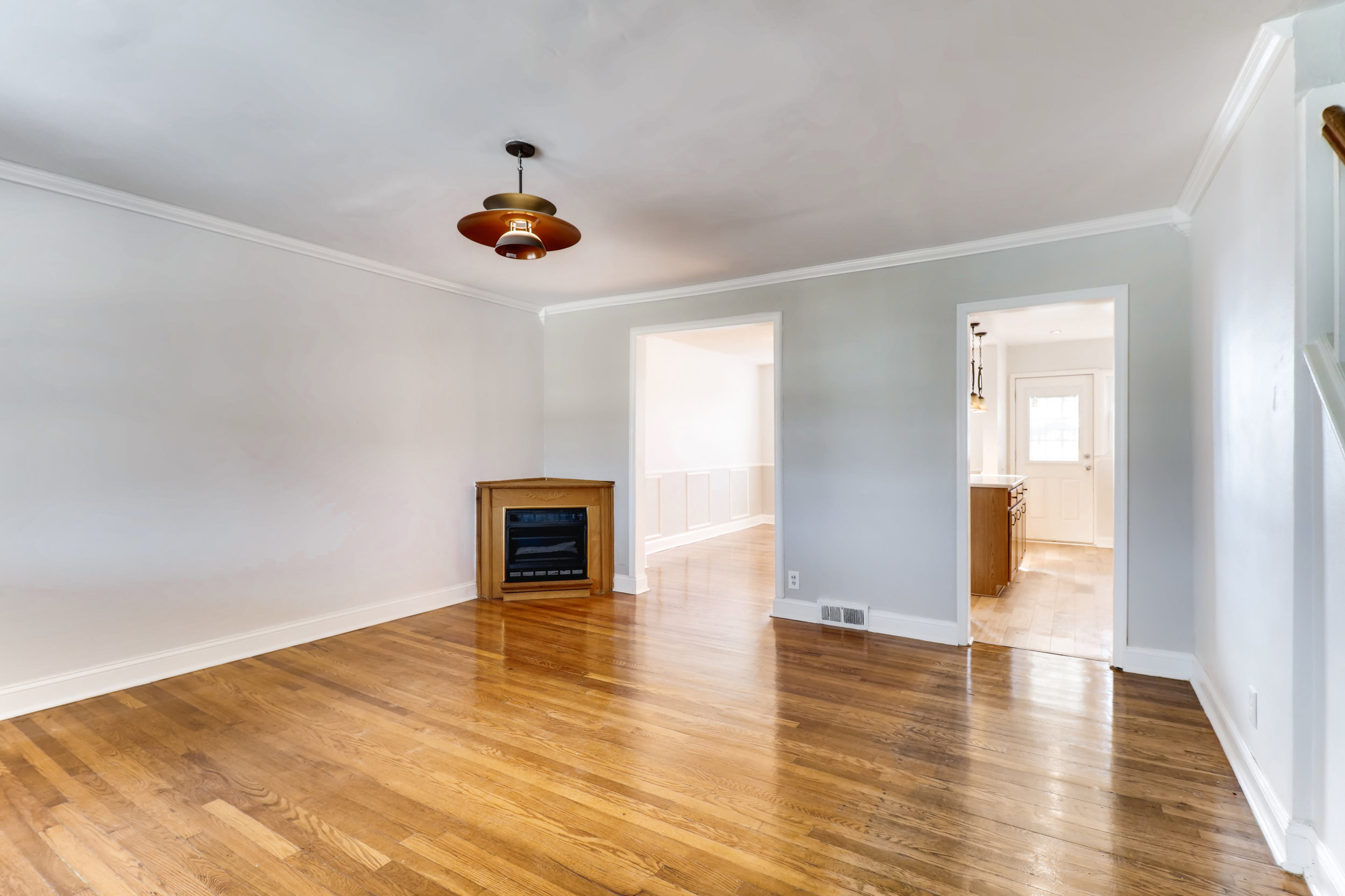 4449 Old Frederick Rd-print-005-20-Living Room-3600x2399-300dpi.jpg
