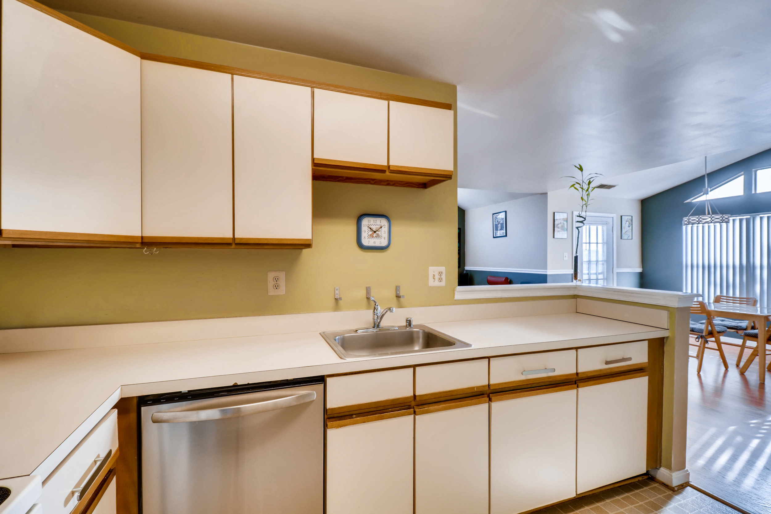 24 Deer Run Court G Halethorpe-print-015-18-Kitchen-3600x2400-300dpi.jpg