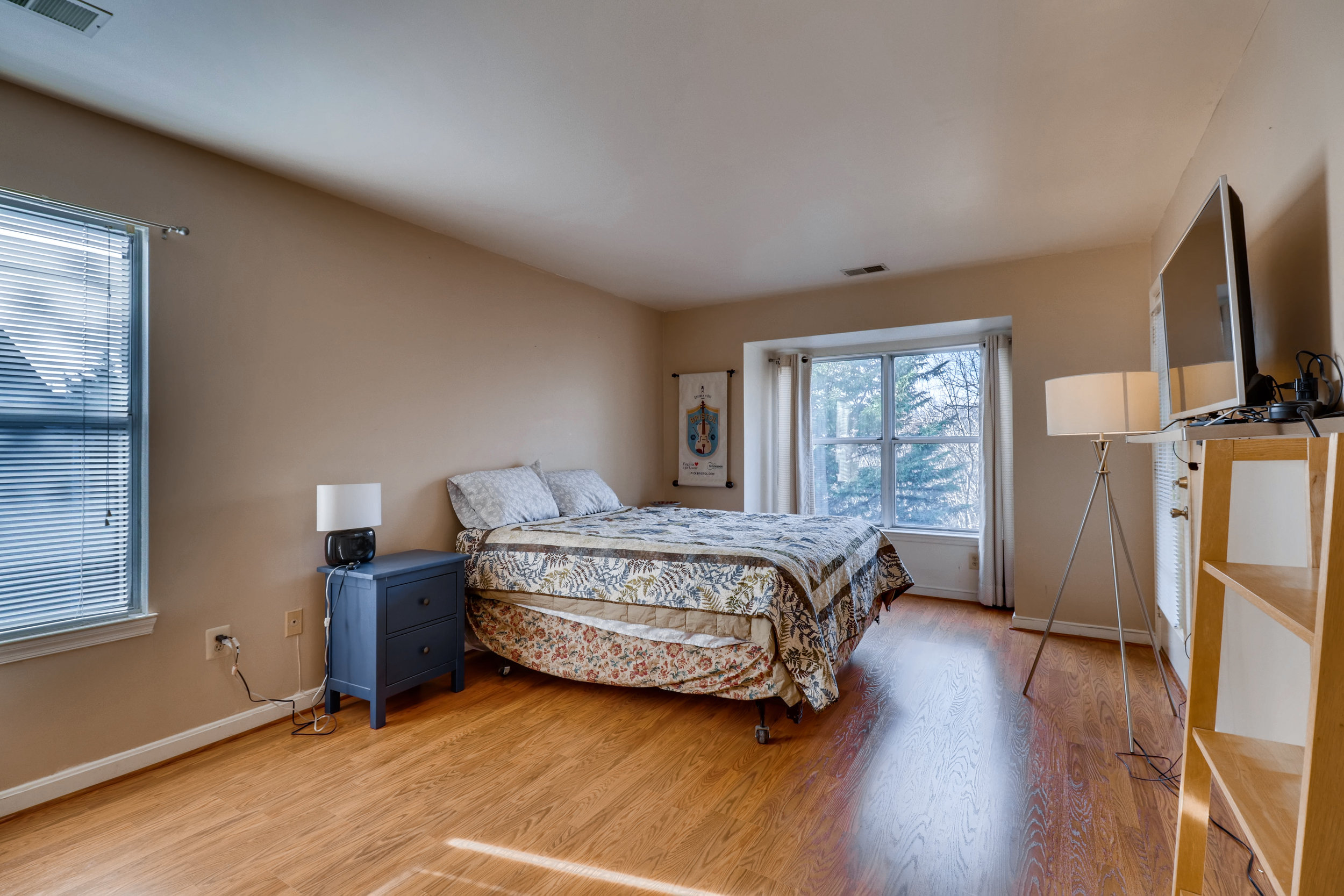 24 Deer Run Court G Halethorpe-print-017-13-Master Bedroom-3600x2400-300dpi.jpg