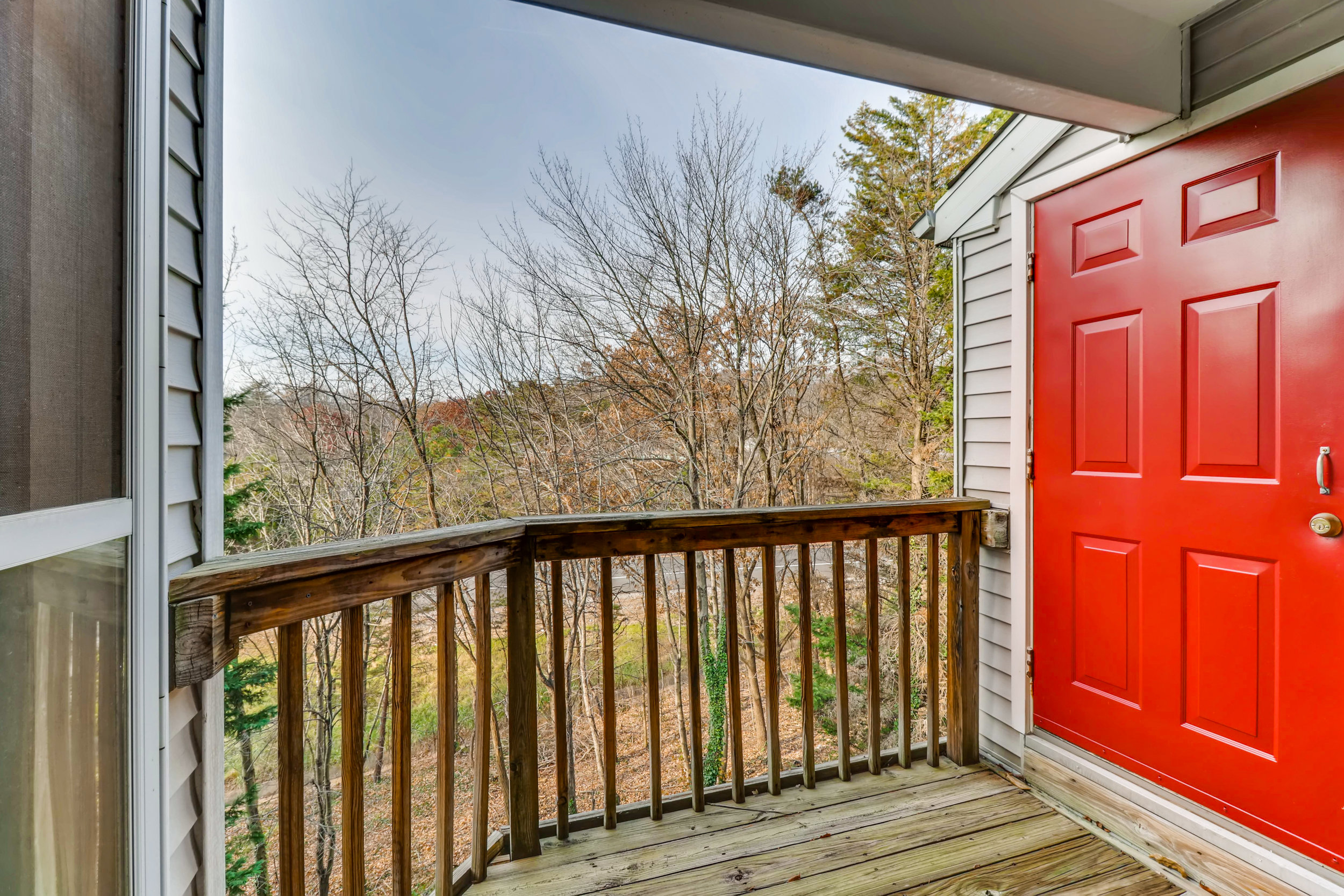 24 Deer Run Court G Halethorpe-print-026-24-Balcony-3600x2400-300dpi.jpg