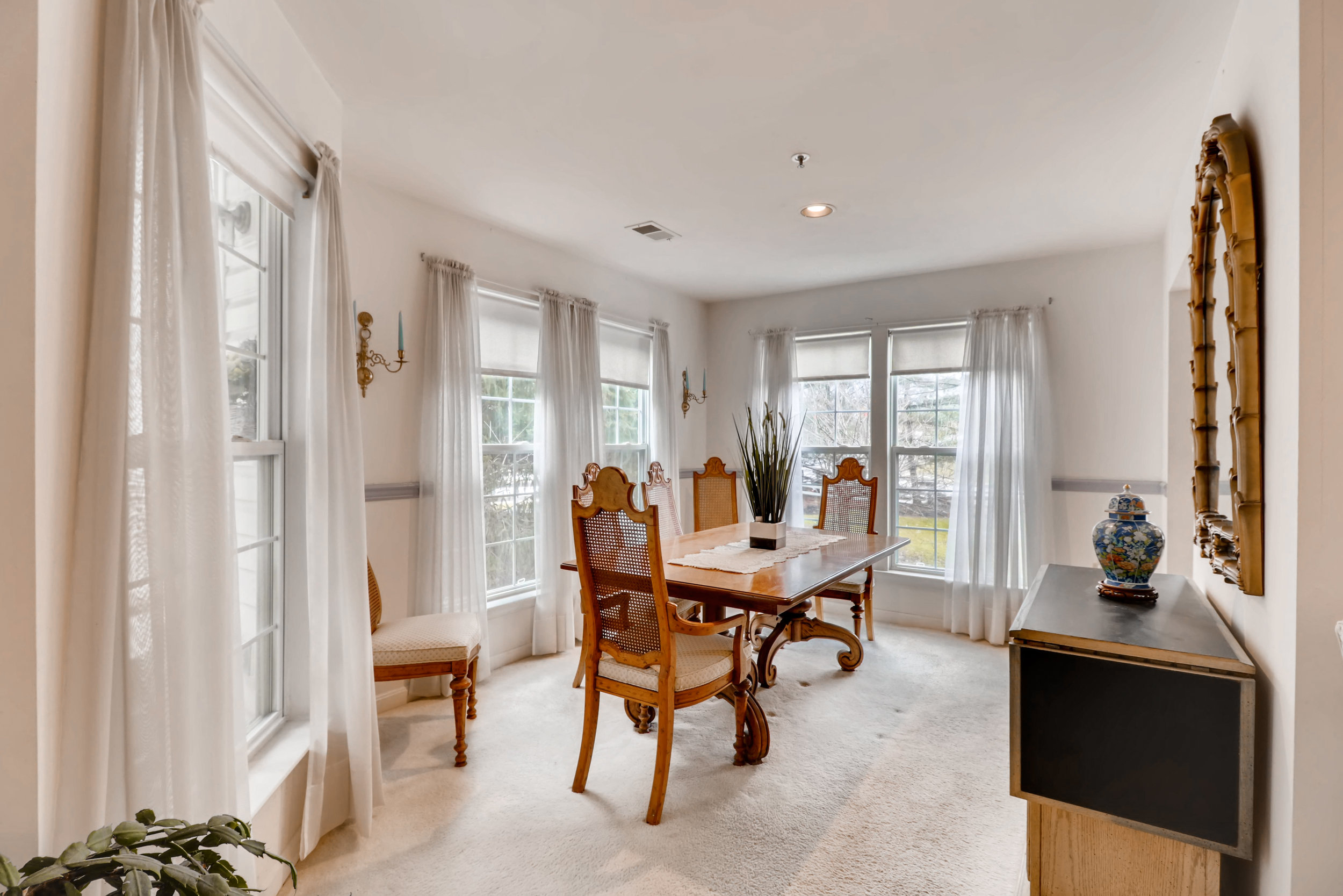 4814 Stone Shop Circle Owings-print-011-4-Dining Room-3600x2400-300dpi.jpg