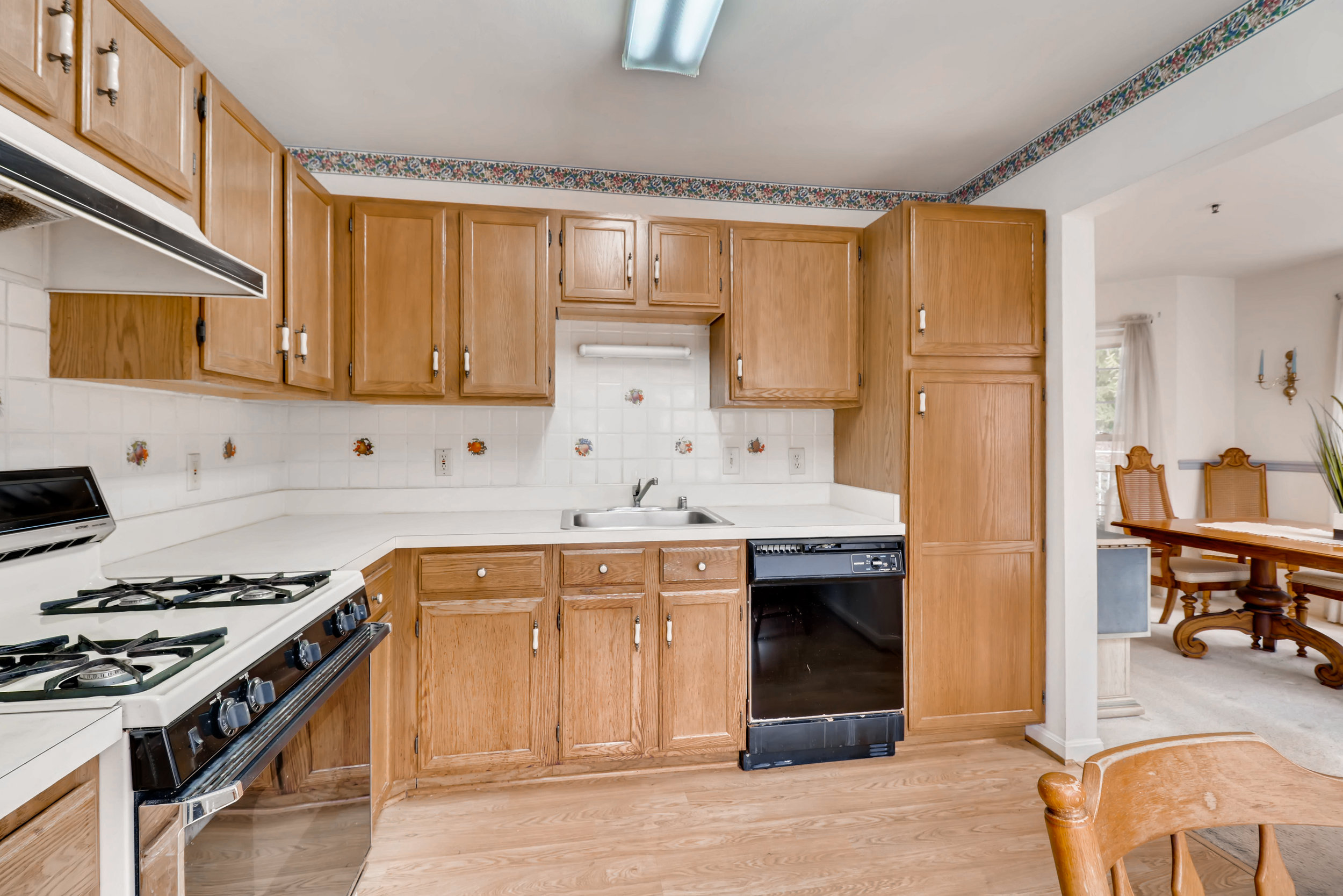4814 Stone Shop Circle Owings-print-013-11-Kitchen-3600x2400-300dpi.jpg