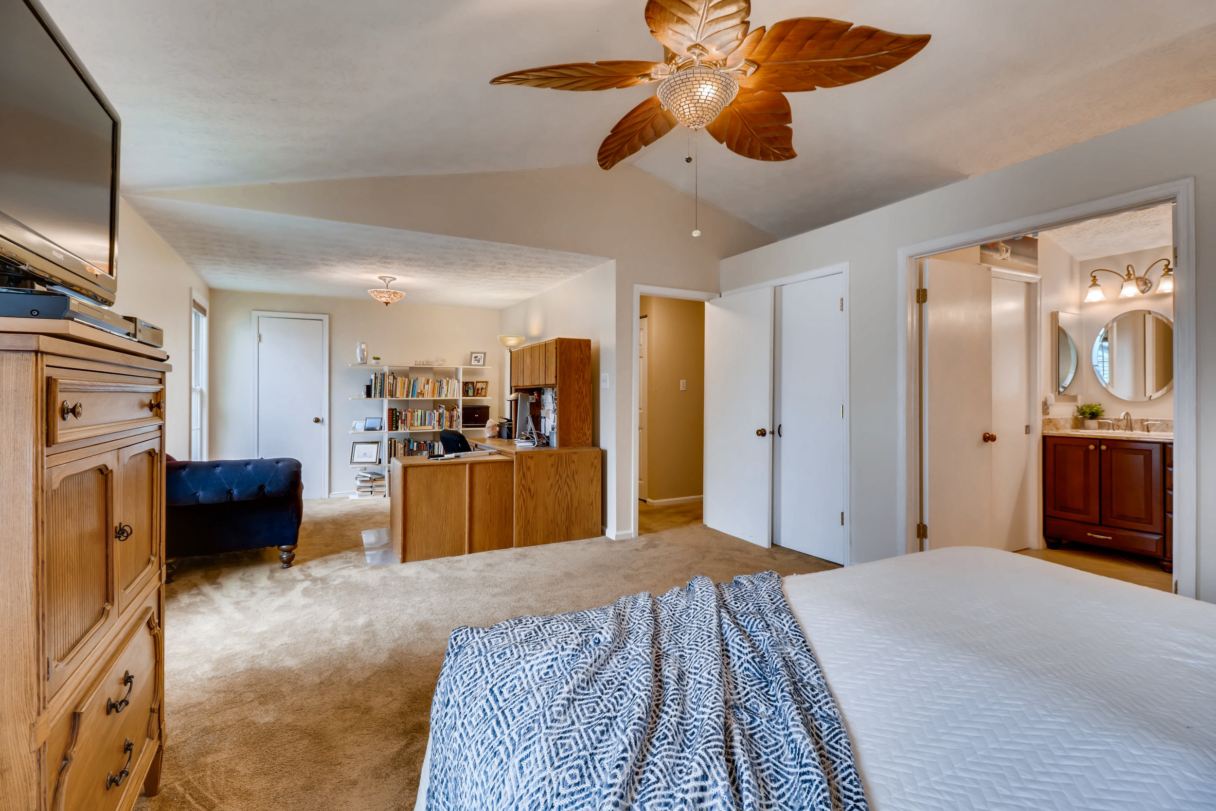6221 Free Stone Court Columbia-print-019-9-2nd Floor Master Bedroom-3600x2400-300dpi.jpg