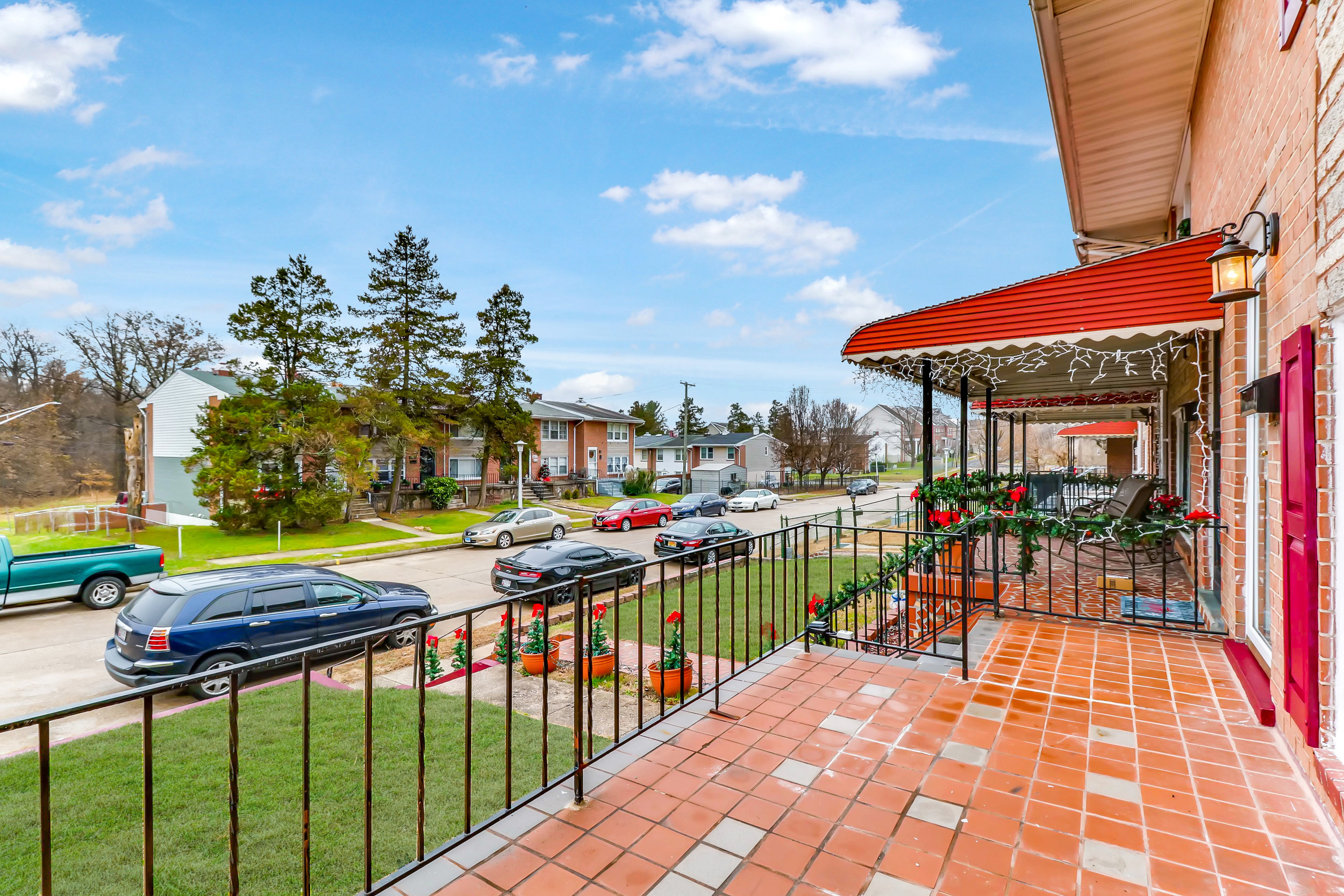 4812 Strathdale Road Baltimore-print-004-16-Front Porch-3600x2400-300dpi.jpg
