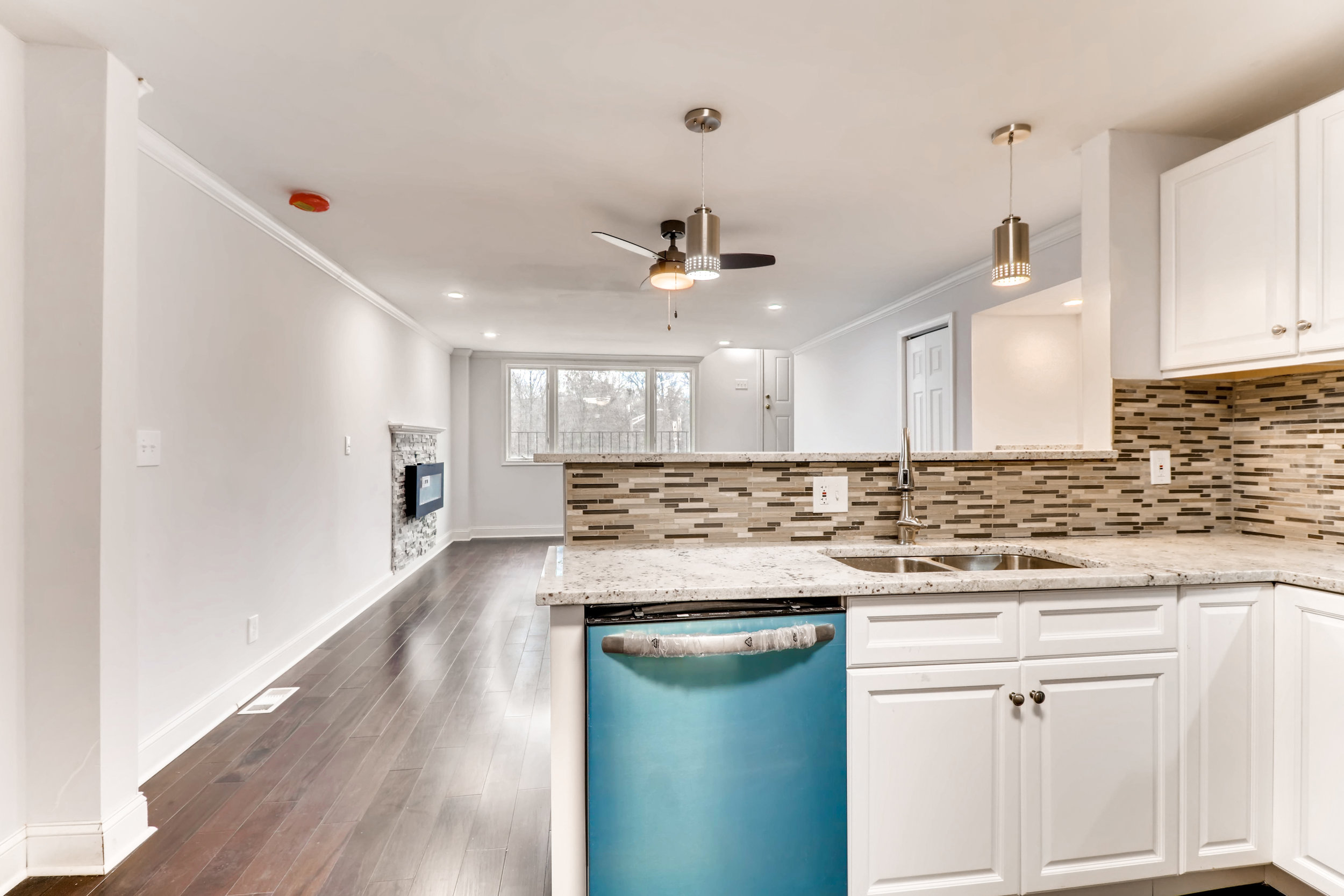 4812 Strathdale Road Baltimore-print-014-5-Kitchen-3600x2400-300dpi.jpg