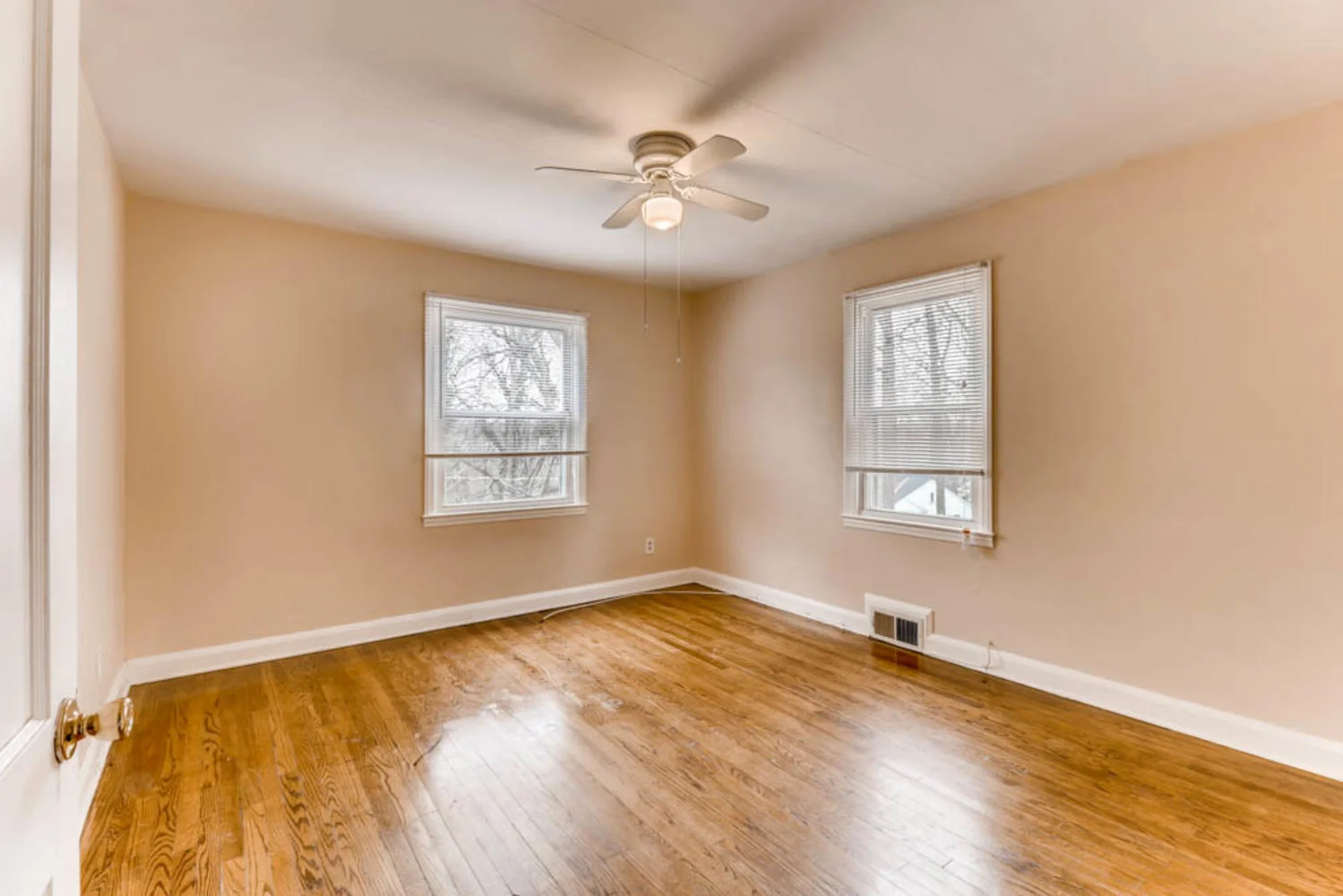 2247 Southland Rd Woodlawn MD-large-017-5-Bedroom-1000x667-72dpi.jpg