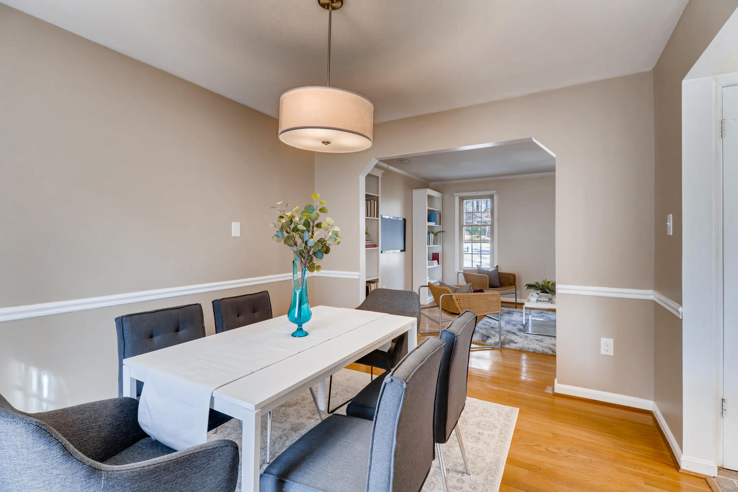5157 Evangeline Way Columbia-large-008-18-Dining Room-1500x1000-72dpi.jpg
