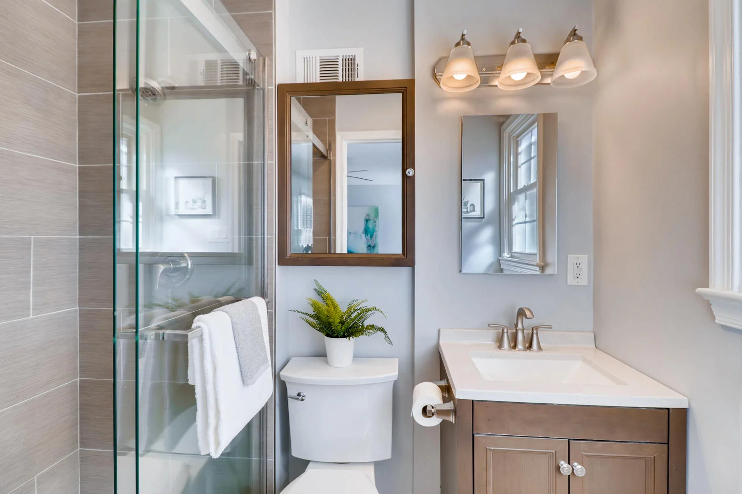5157 Evangeline Way Columbia-large-019-28-2nd Floor Master Bathroom2-1500x1000-72dpi.jpg