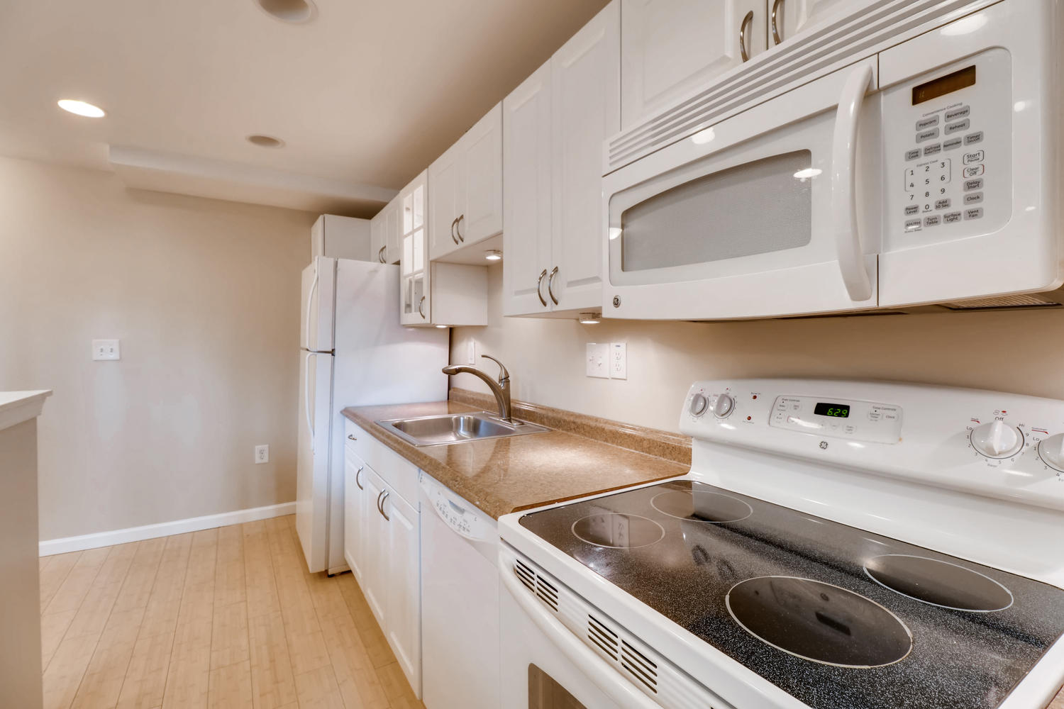 5157 Evangeline Way Columbia-large-031-12-Lower Level Kitchen-1500x1000-72dpi.jpg