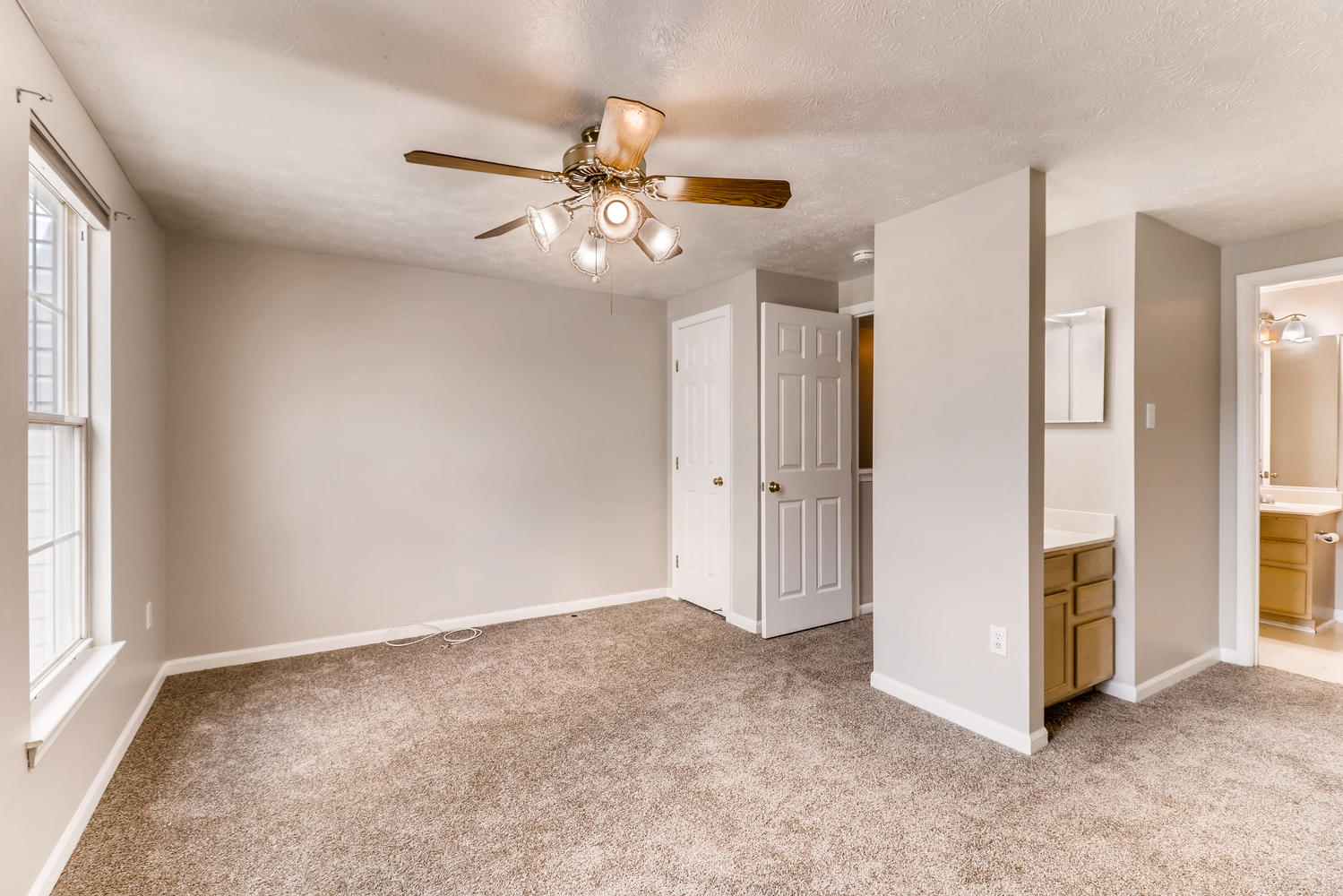 2021 Wisper Woods Way Woodlawn-large-014-11-2nd Floor Master Bedroom-1499x1000-72dpi.jpg