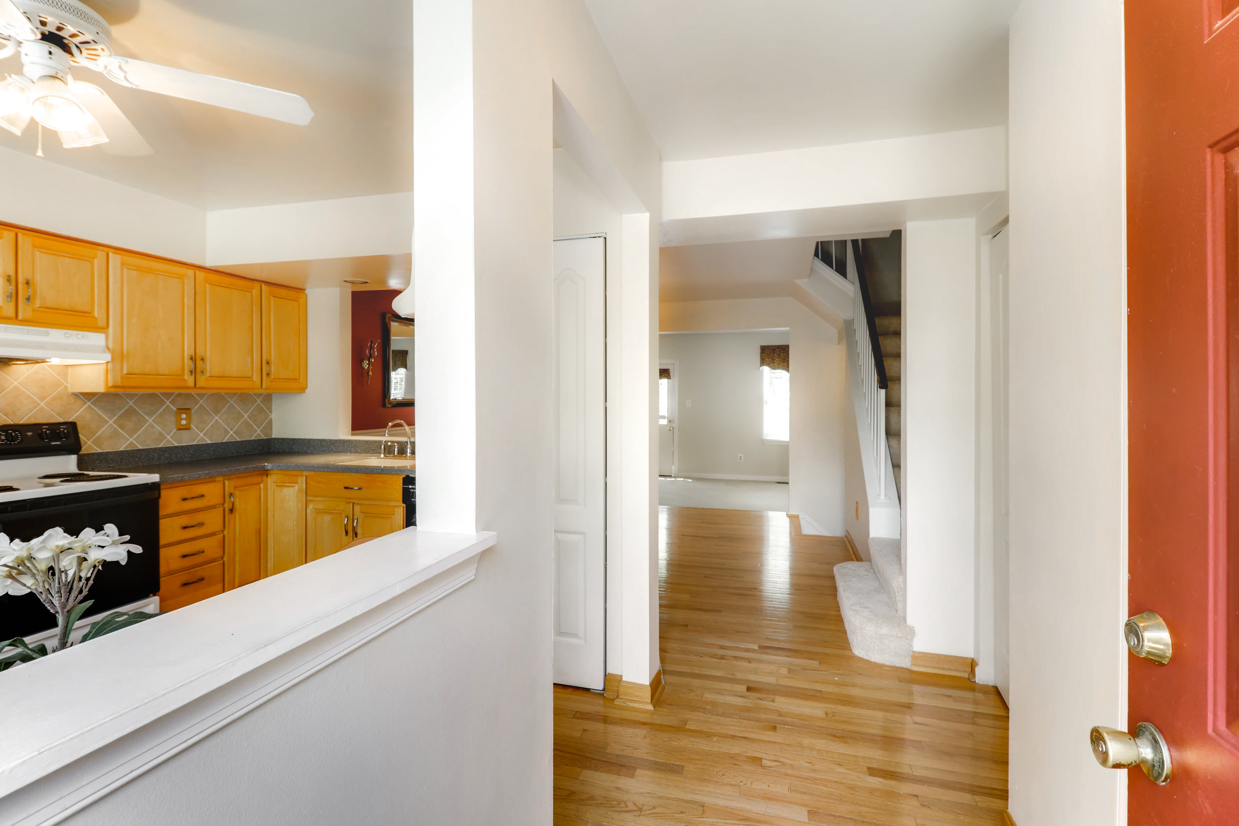 6854 Ducketts Lane Elkridge MD-print-004-26-Foyer-3600x2400-300dpi.jpg