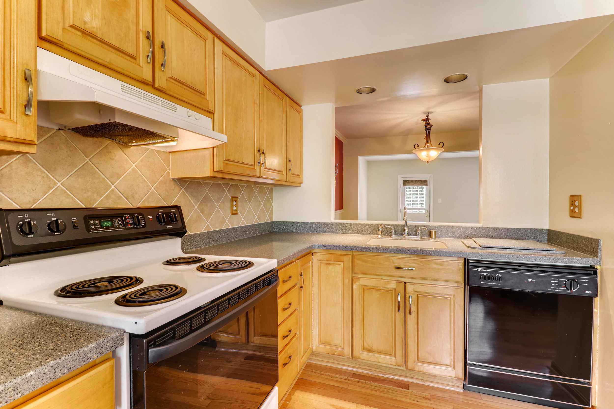 6854 Ducketts Lane Elkridge MD-print-014-19-Kitchen-3600x2400-300dpi.jpg