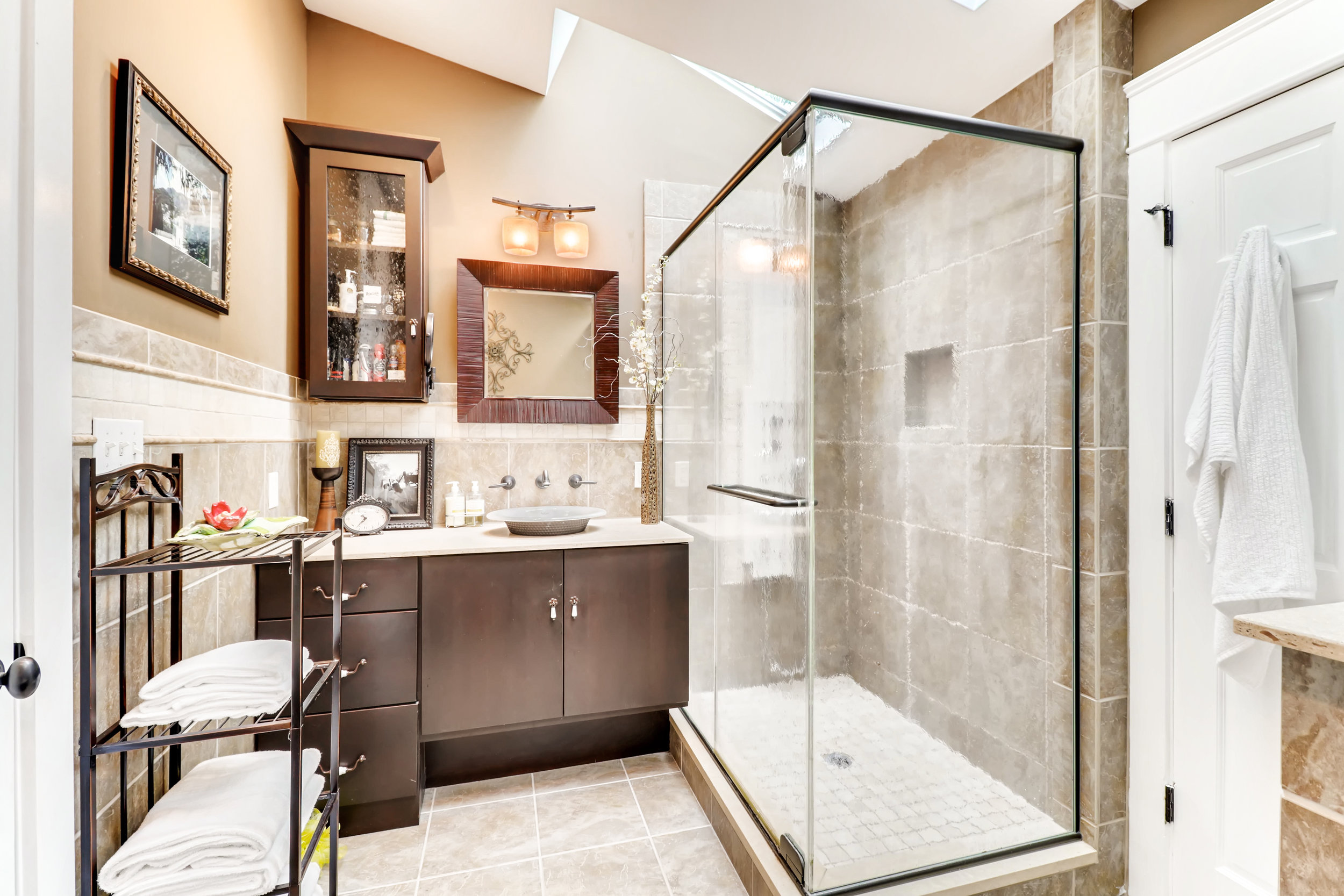 631 Thomas Way Severna Park MD-print-022-18-2nd Floor Master Bathroom-3600x2400-300dpi.jpg