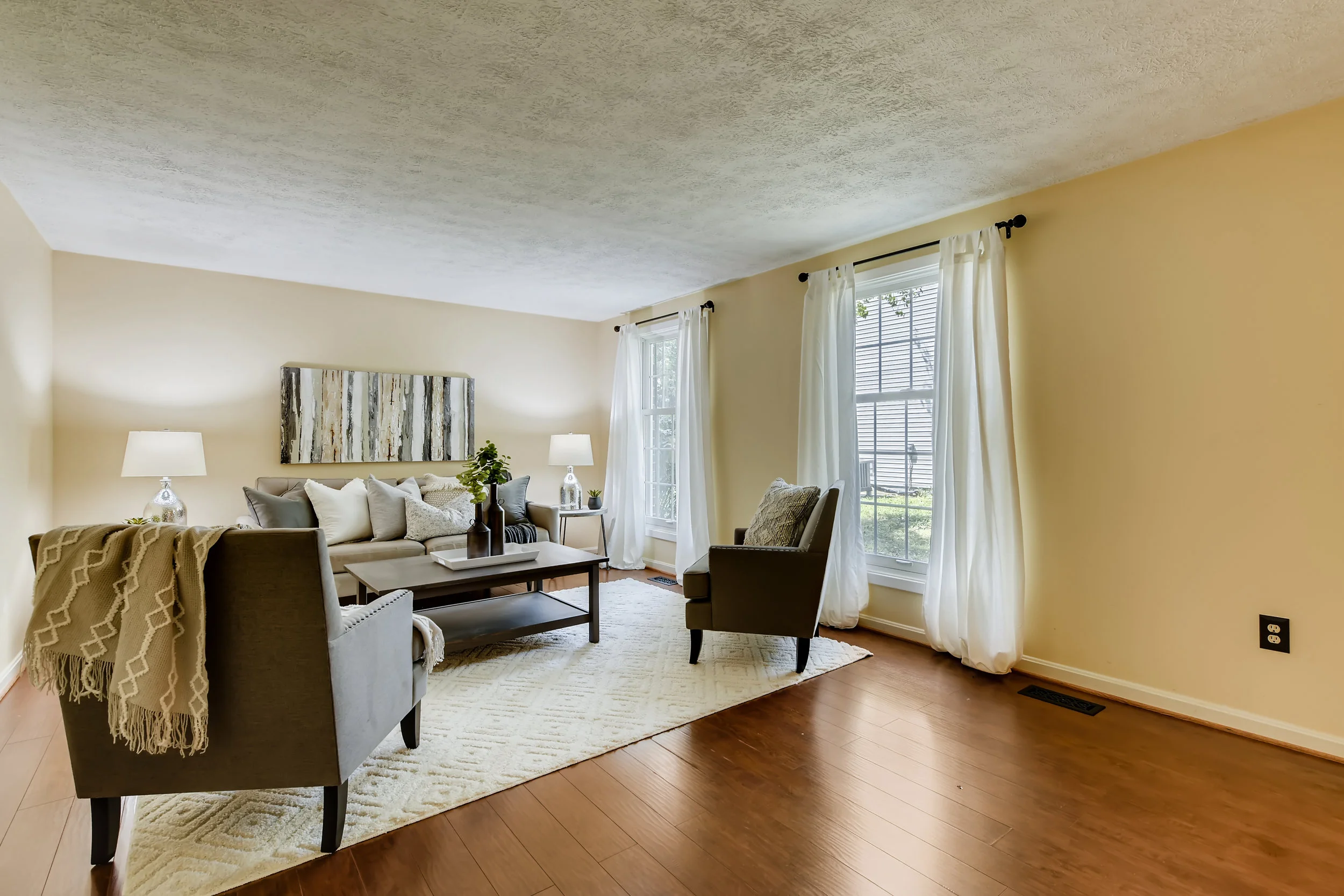 10288 Shaker Drive Columbia MD-print-006-012-Living Room-3600x2400-300dpi.jpg