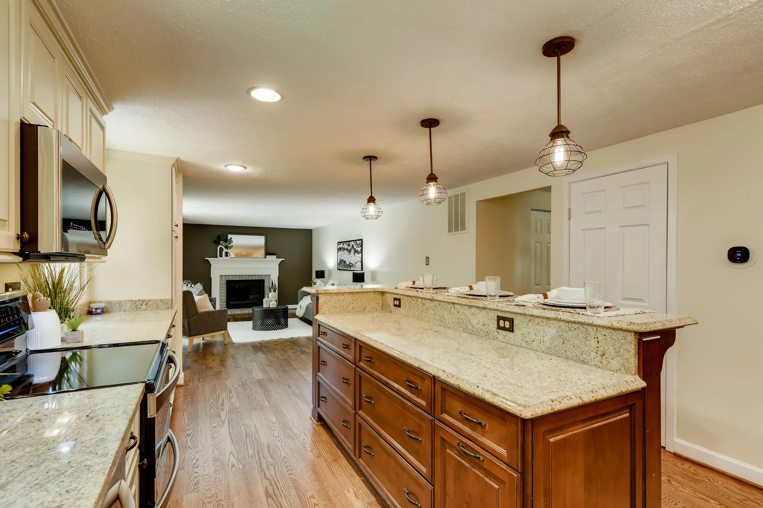 10288 Shaker Drive Columbia MD-print-013-014-Kitchen-3600x2400-300dpi.jpg