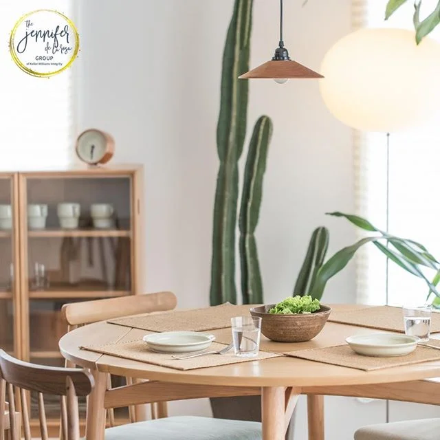 🔷Home Hack🔷'⁠
⁠
If you prefer neutral tones, but are looking for a nice pop 💥of color to break things up, try adding plants! 🌿The natural effect adds to any look. (psssst....No one said you're plants had to be real 🤐)⁠
⁠
#canttouchthis #cactus #