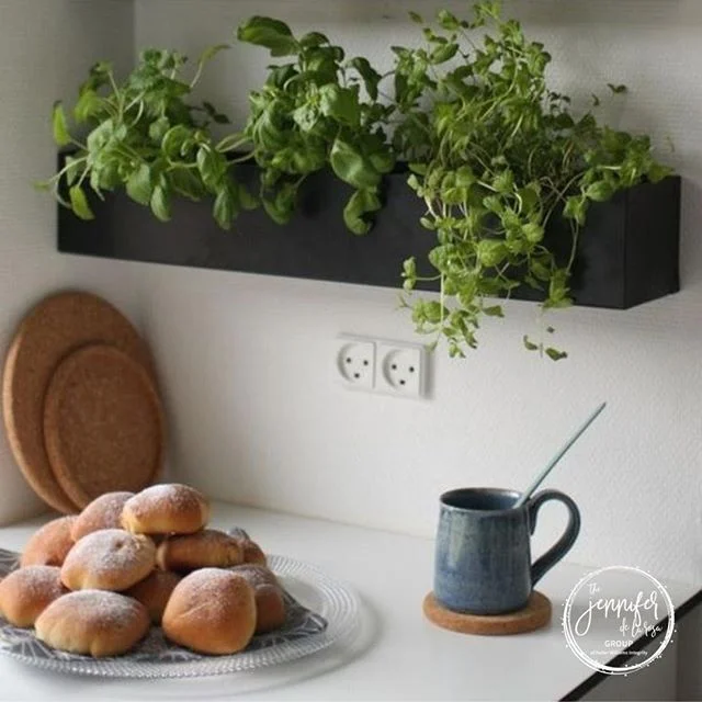 🔹Home Hack🔹⁠
⁠
Here's a great way to incorporate an indoor herb 🌿garden into a small space!⁠
⁠
#smallspaces #tinyliving #herbgarden #greenthumb #keepitfresh #homehack #JenniferDeLaRosaGroup #YourRealtorShouldROCK #KellerWilliams #LoveYourRealtor #