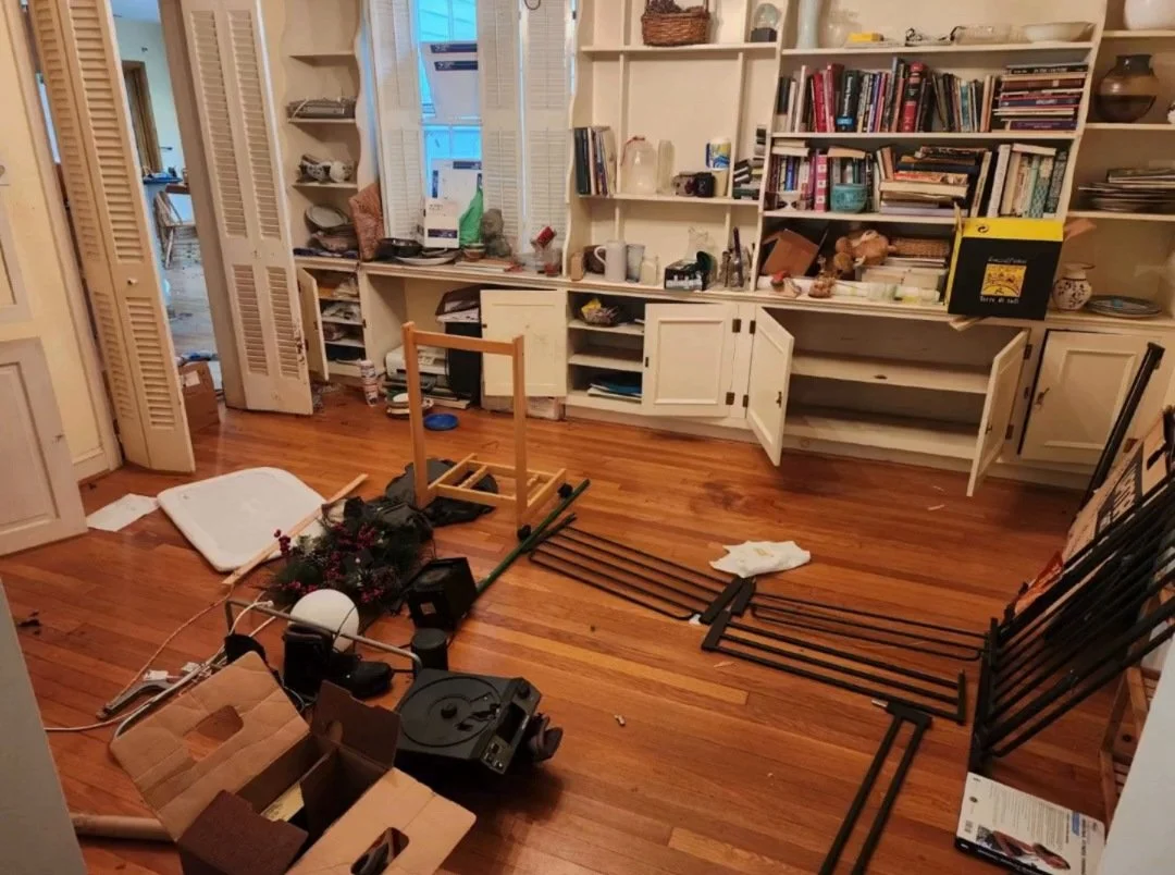 13-dining-room-before.jpg