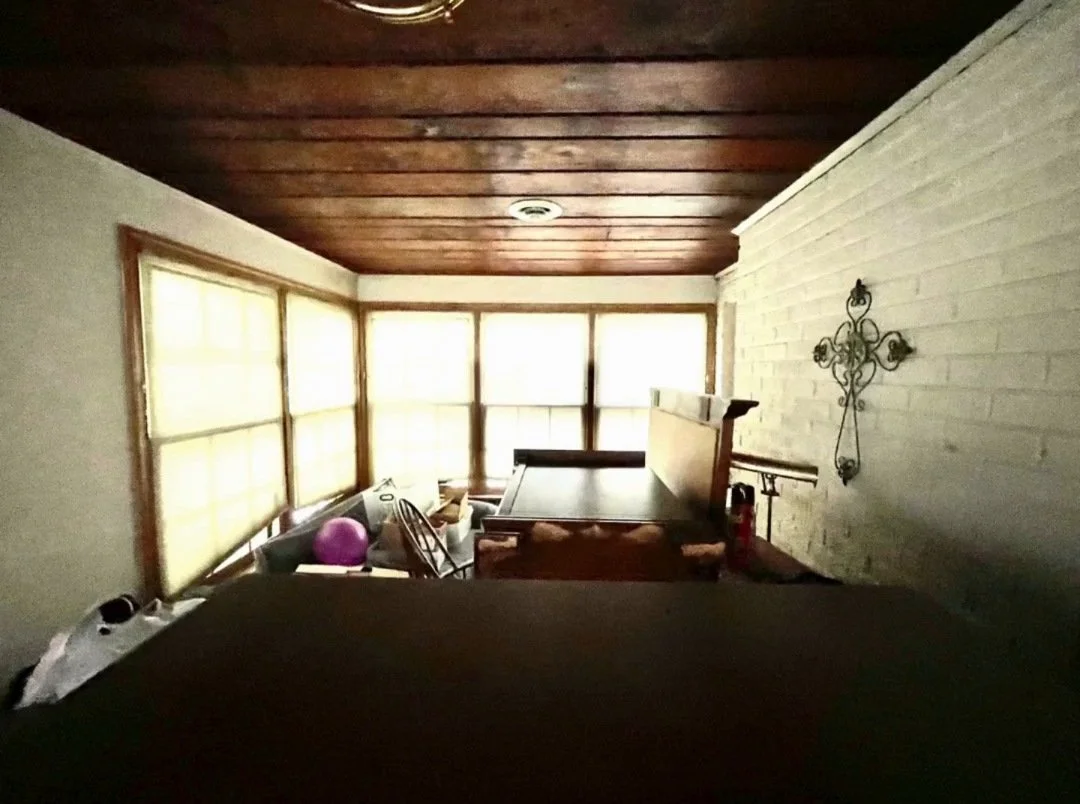 07-sunroom-before.jpg