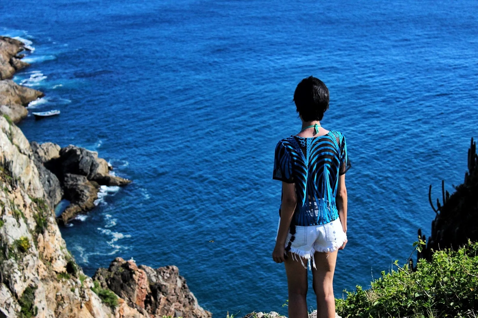 lifesthayle-arraial-do-cabo-pontal-do-atalaia-trilha-thay.jpg