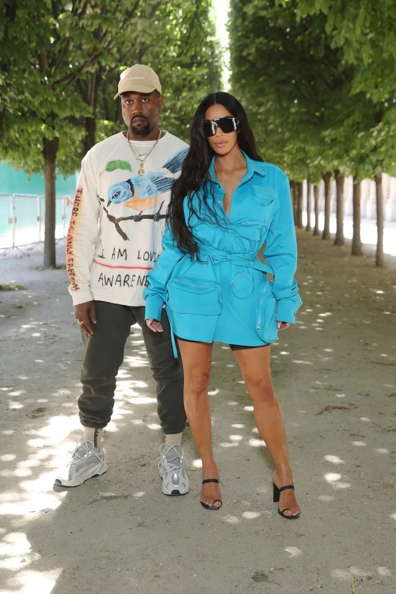 3-Kanyes-West-Kim-Kardashian-800x1200.jpg