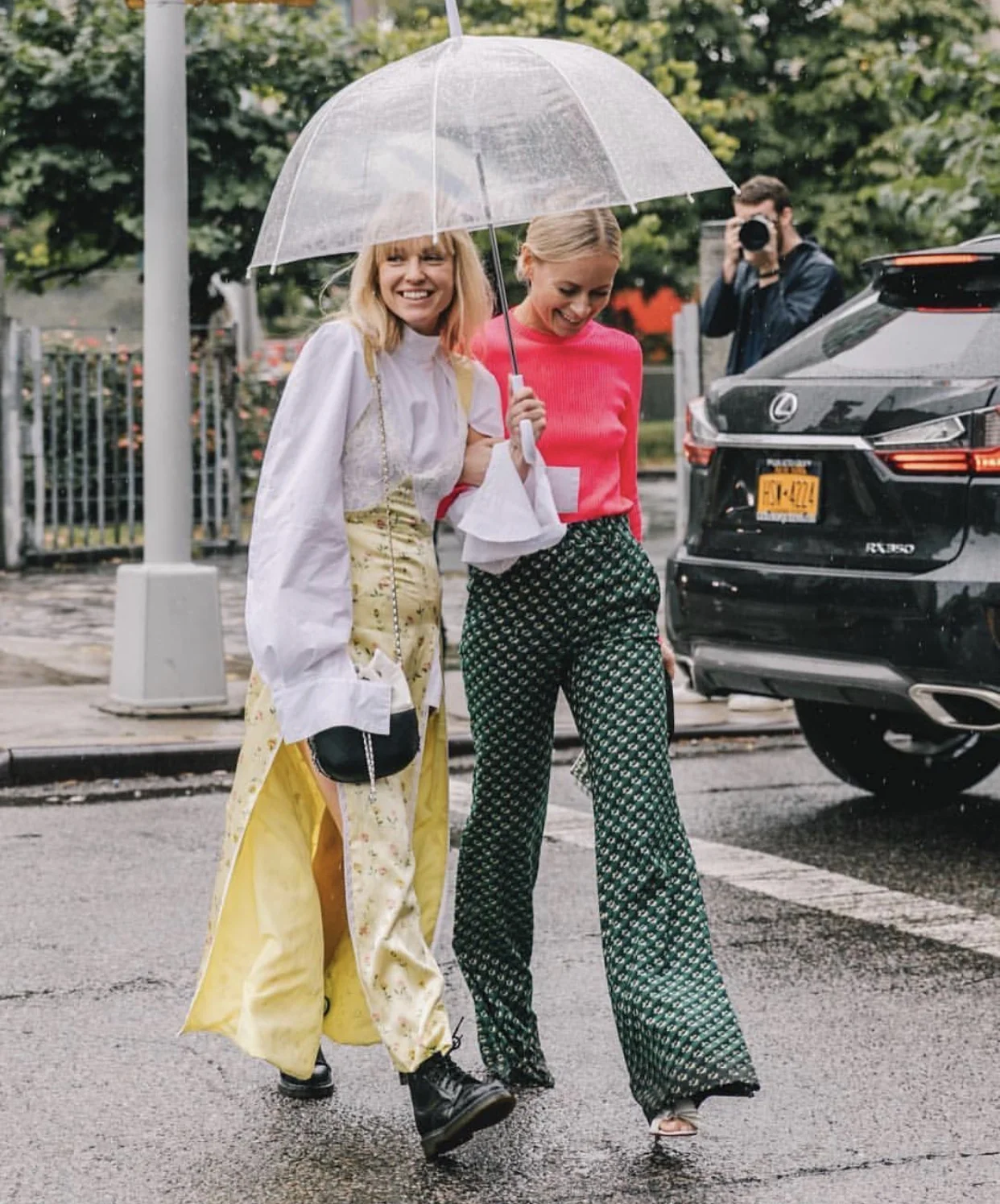 @rowenroseofficial via Instagram