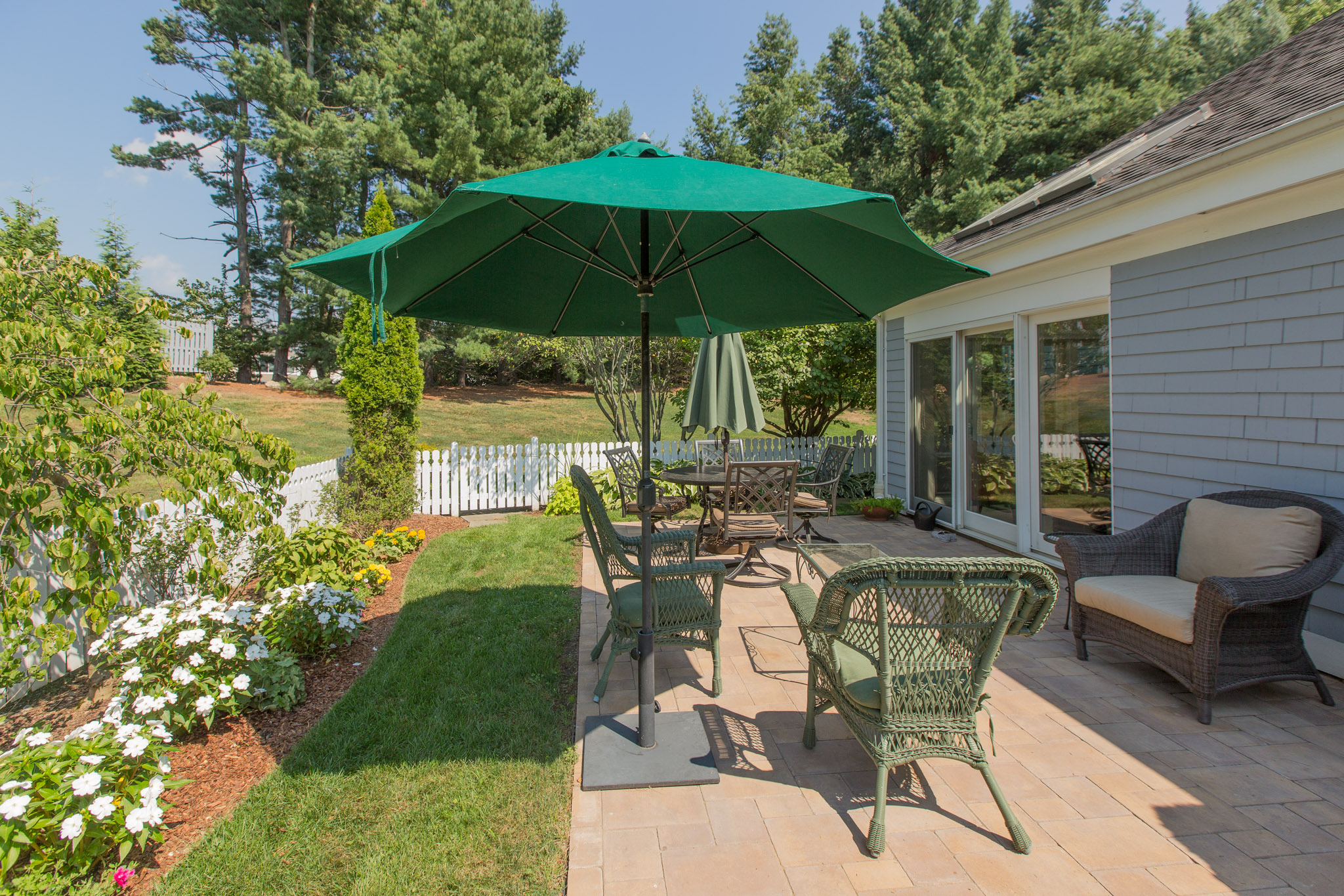 14 patio1 .jpg