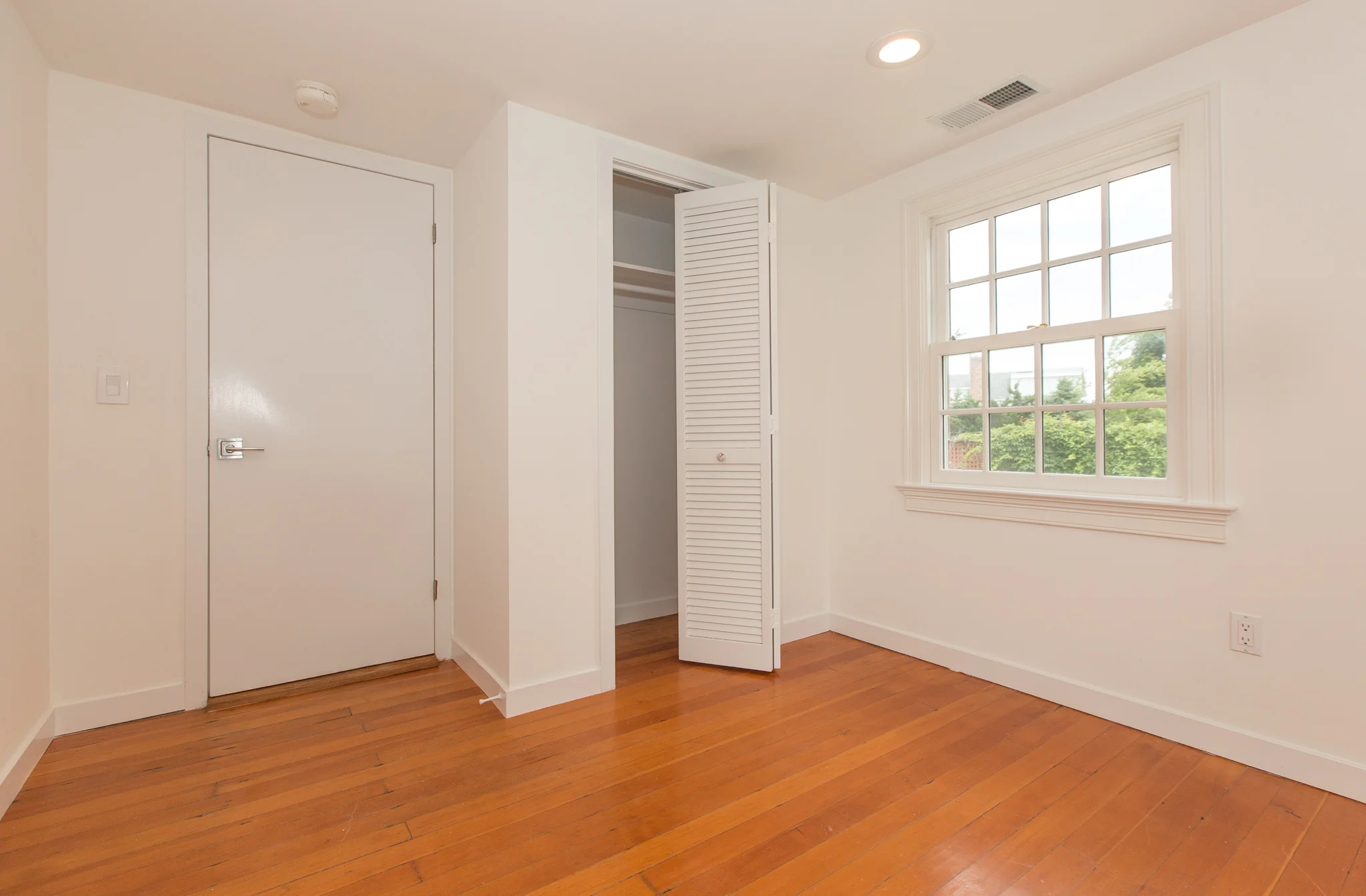 18 bdrm 2-2.jpg