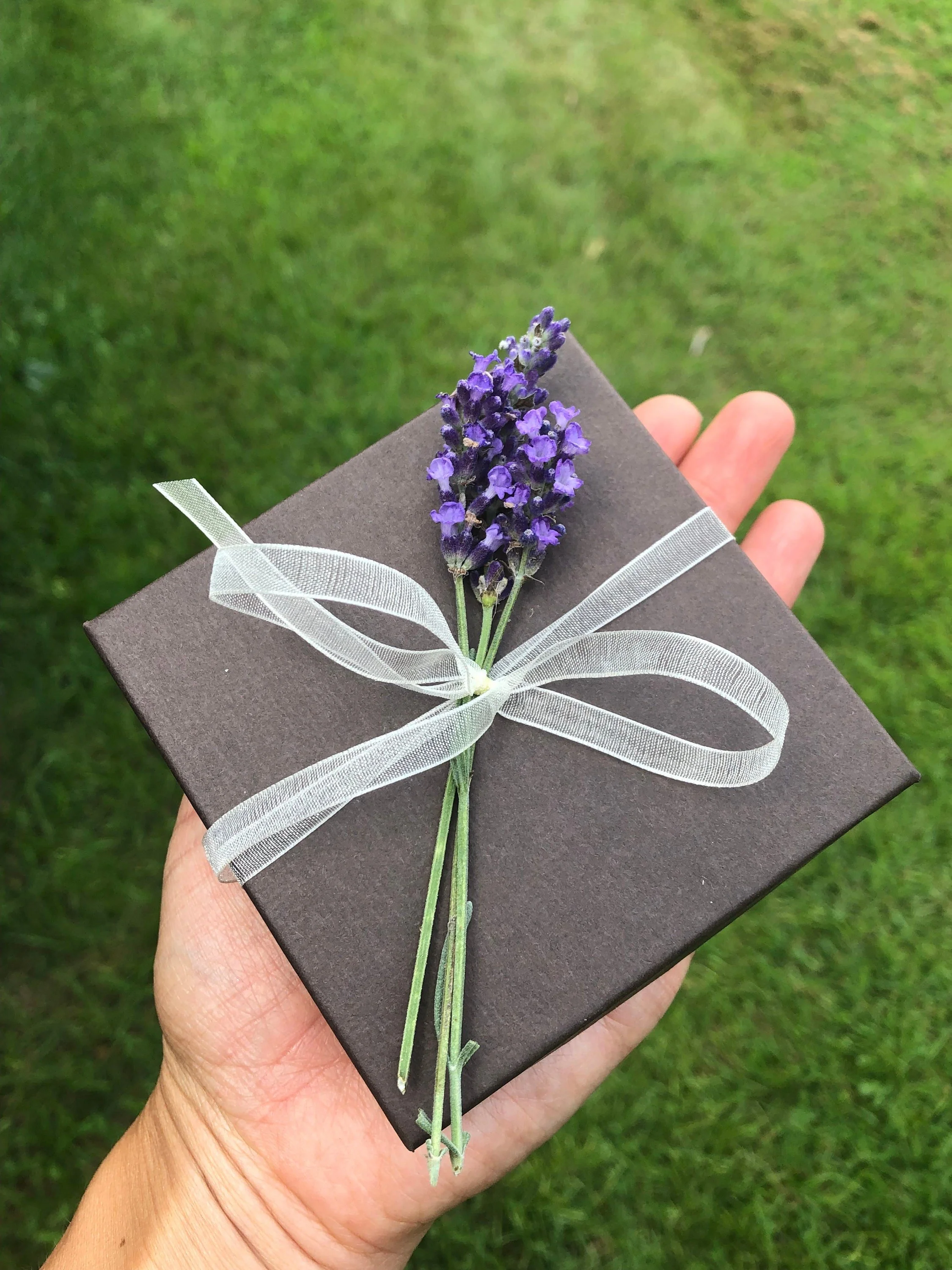 https://i.etsystatic.com/13156395/r/il/43625b/4087417199/il_fullxfull.4087417199_ohda.jpg
