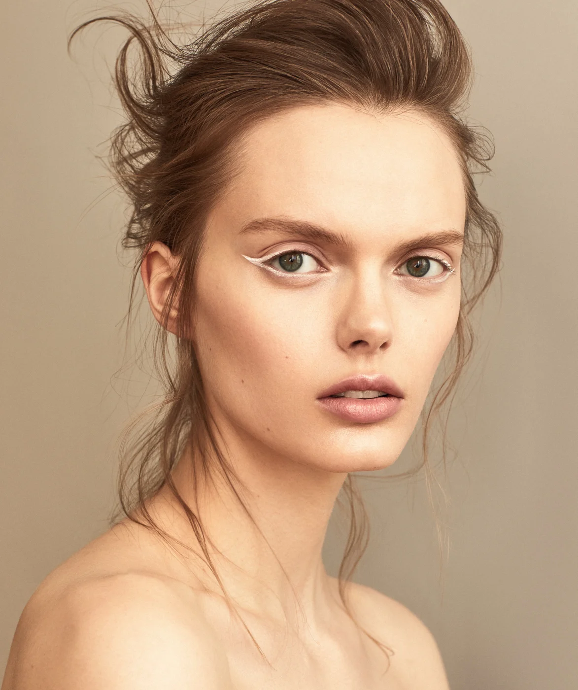 BEAUTY - HELENE DESMETTRE